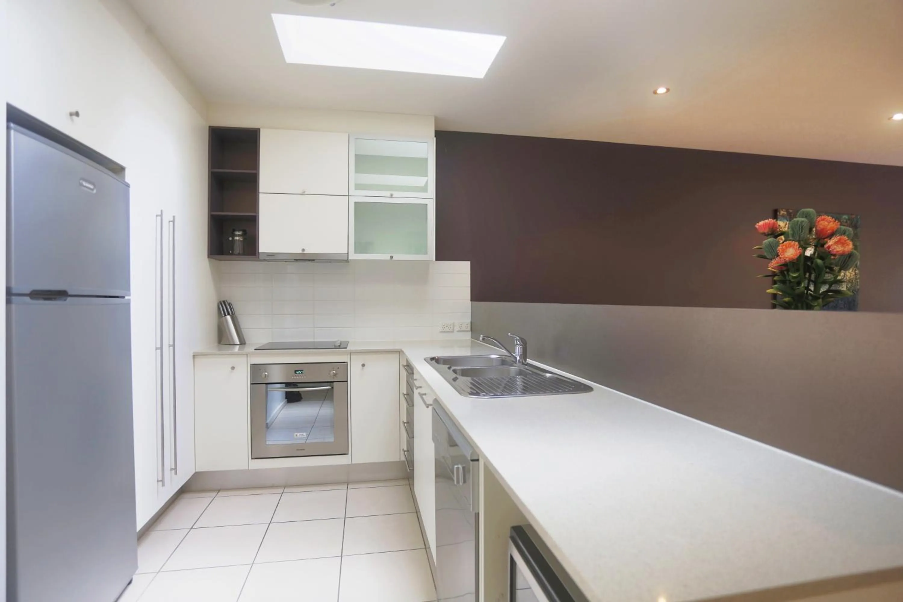 Kitchen or kitchenette in Quarterdecks Retreat