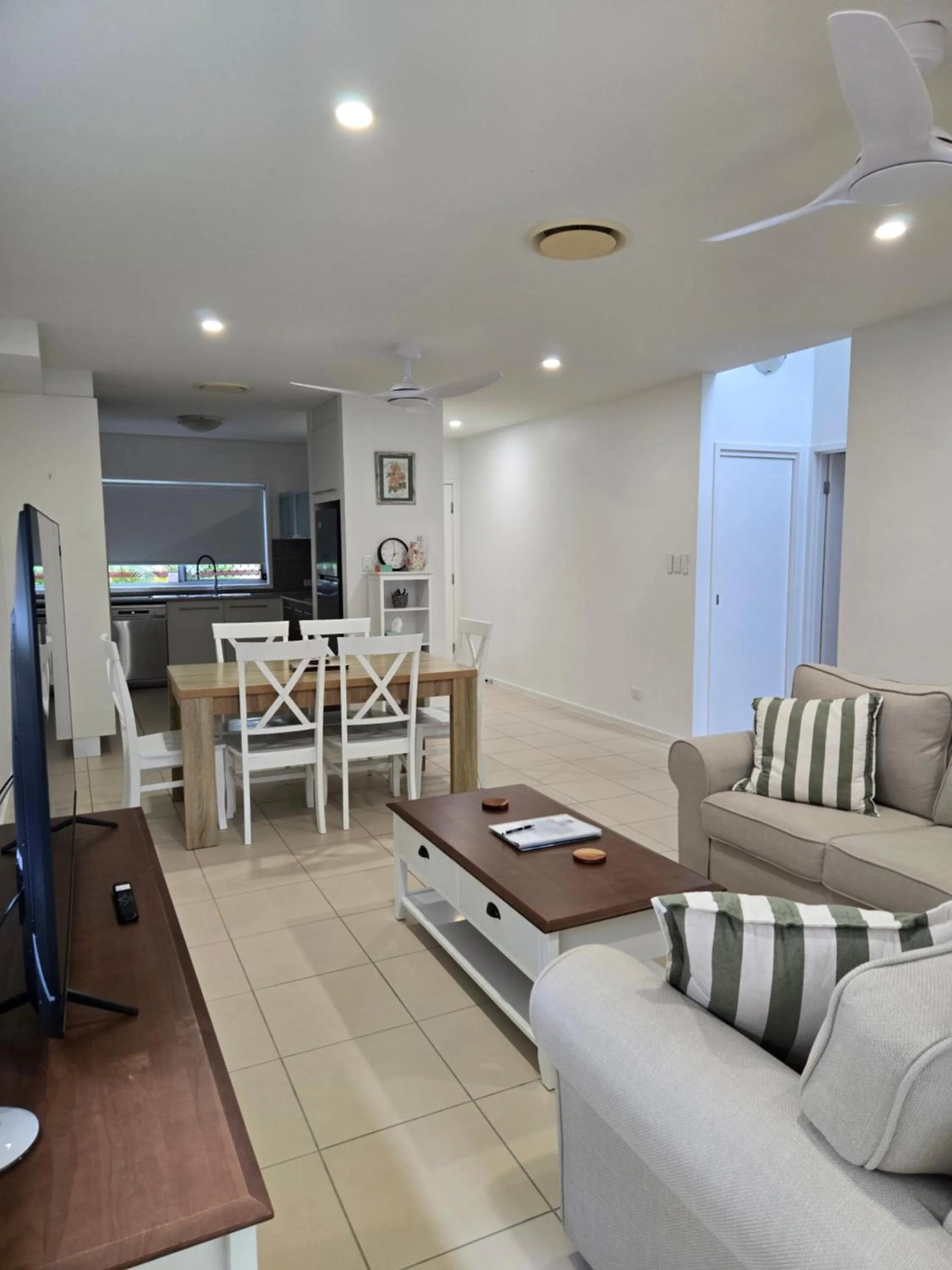 Living room in Quarterdecks Retreat