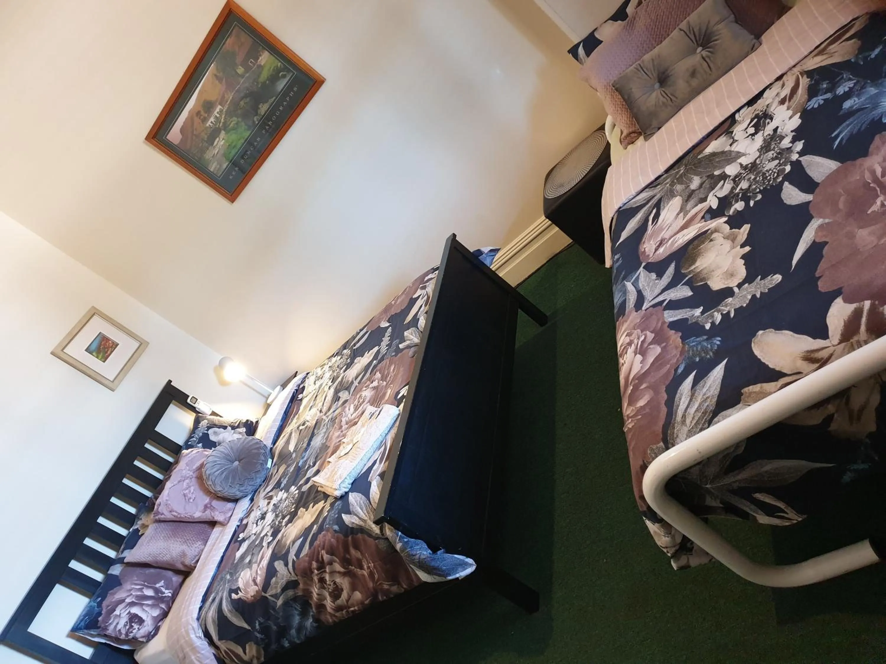 Bed in Junction Hotel Moora