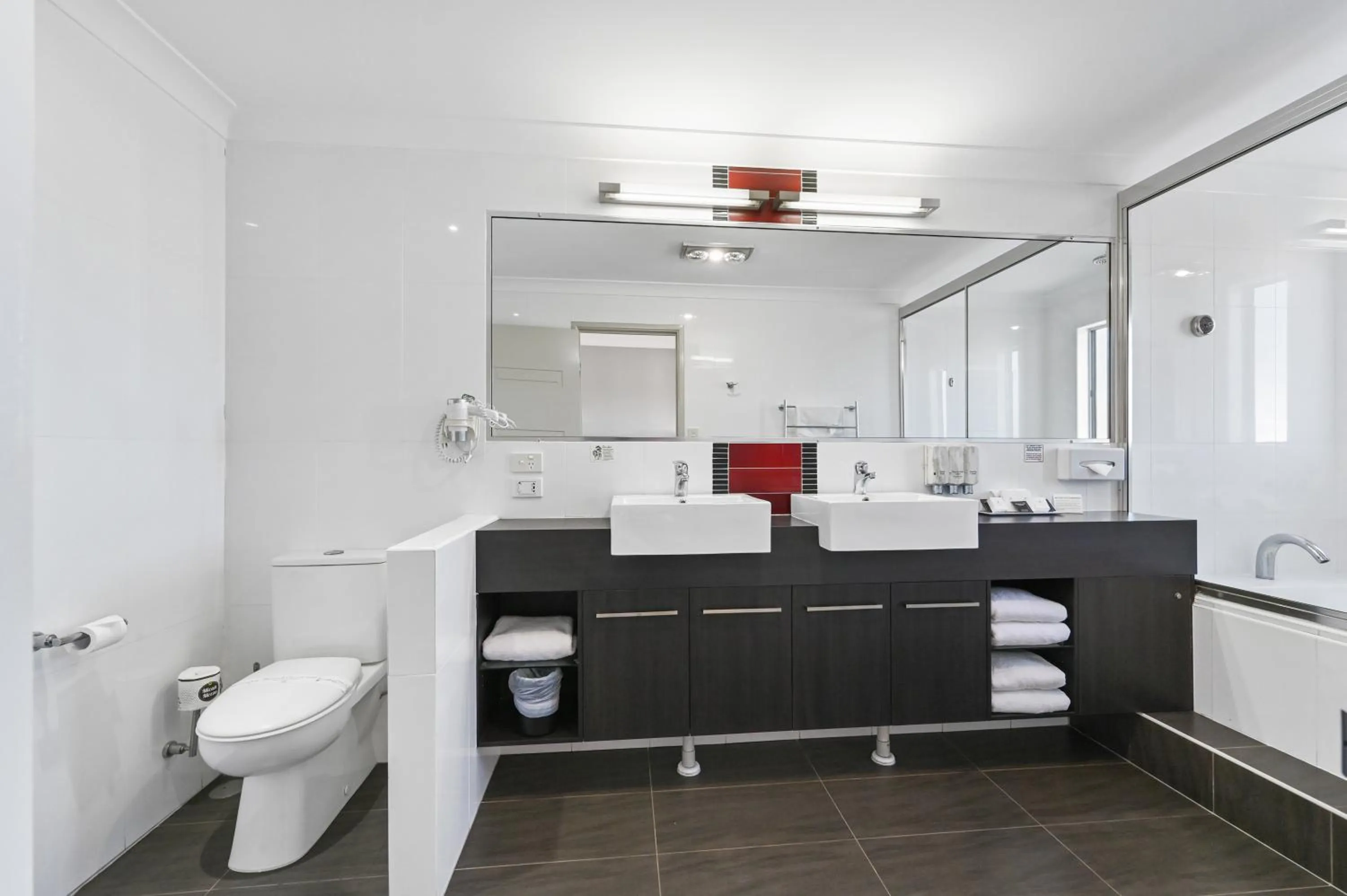 Toilet in Platinum International