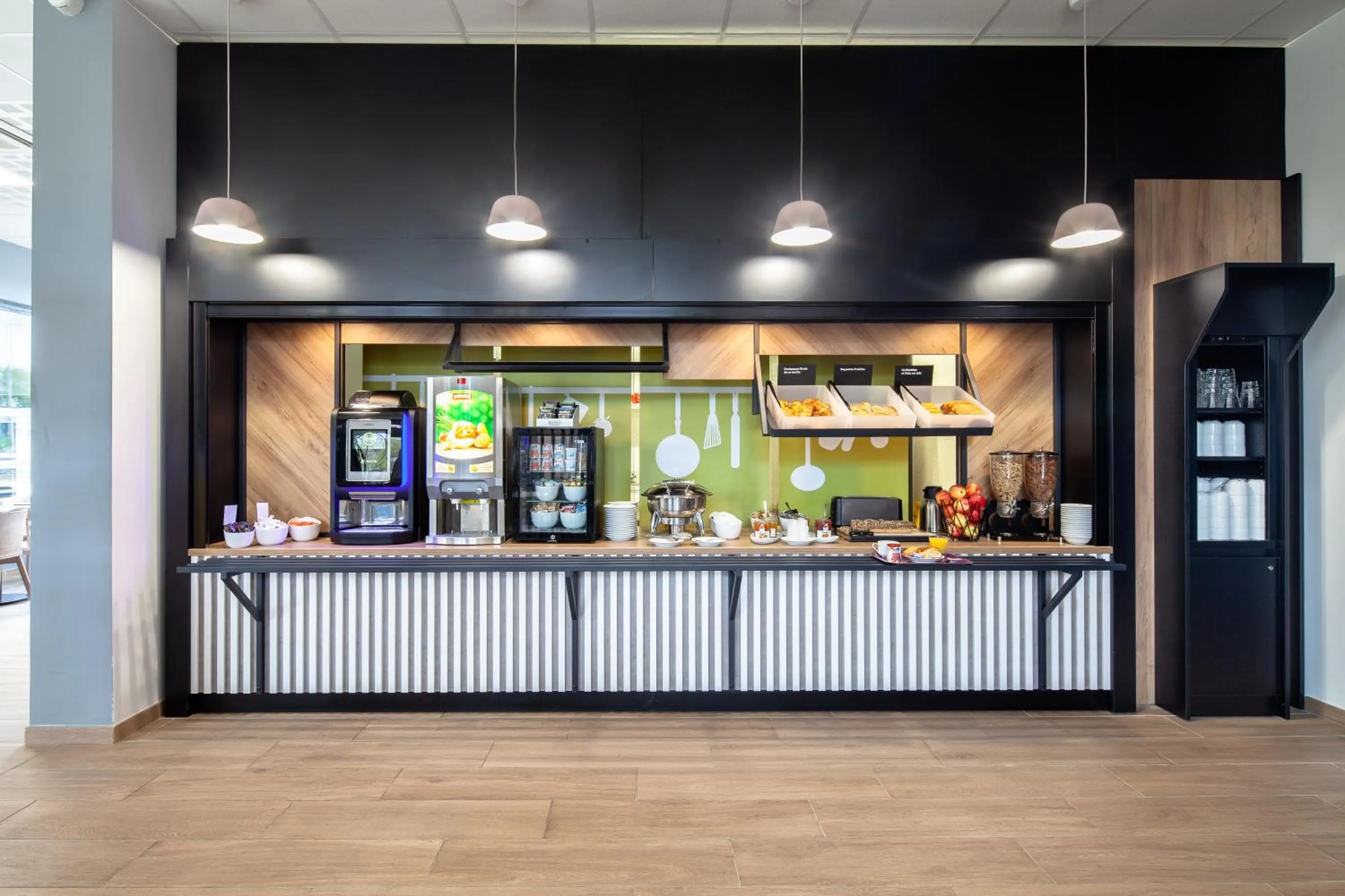 Area and facilities in B&B HOTEL Paris Gennevilliers Asnières