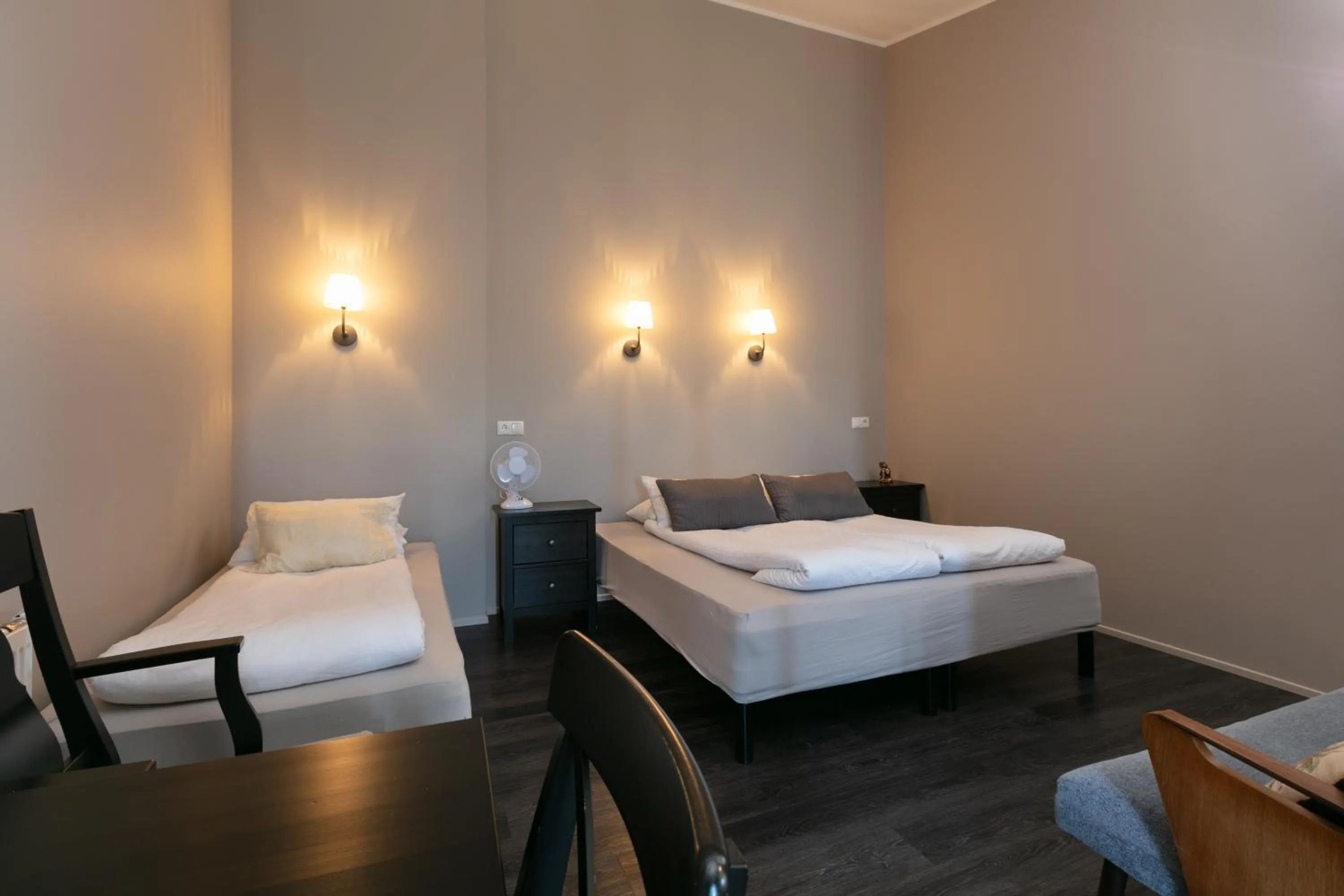 Bed in Karuna Guesthouse