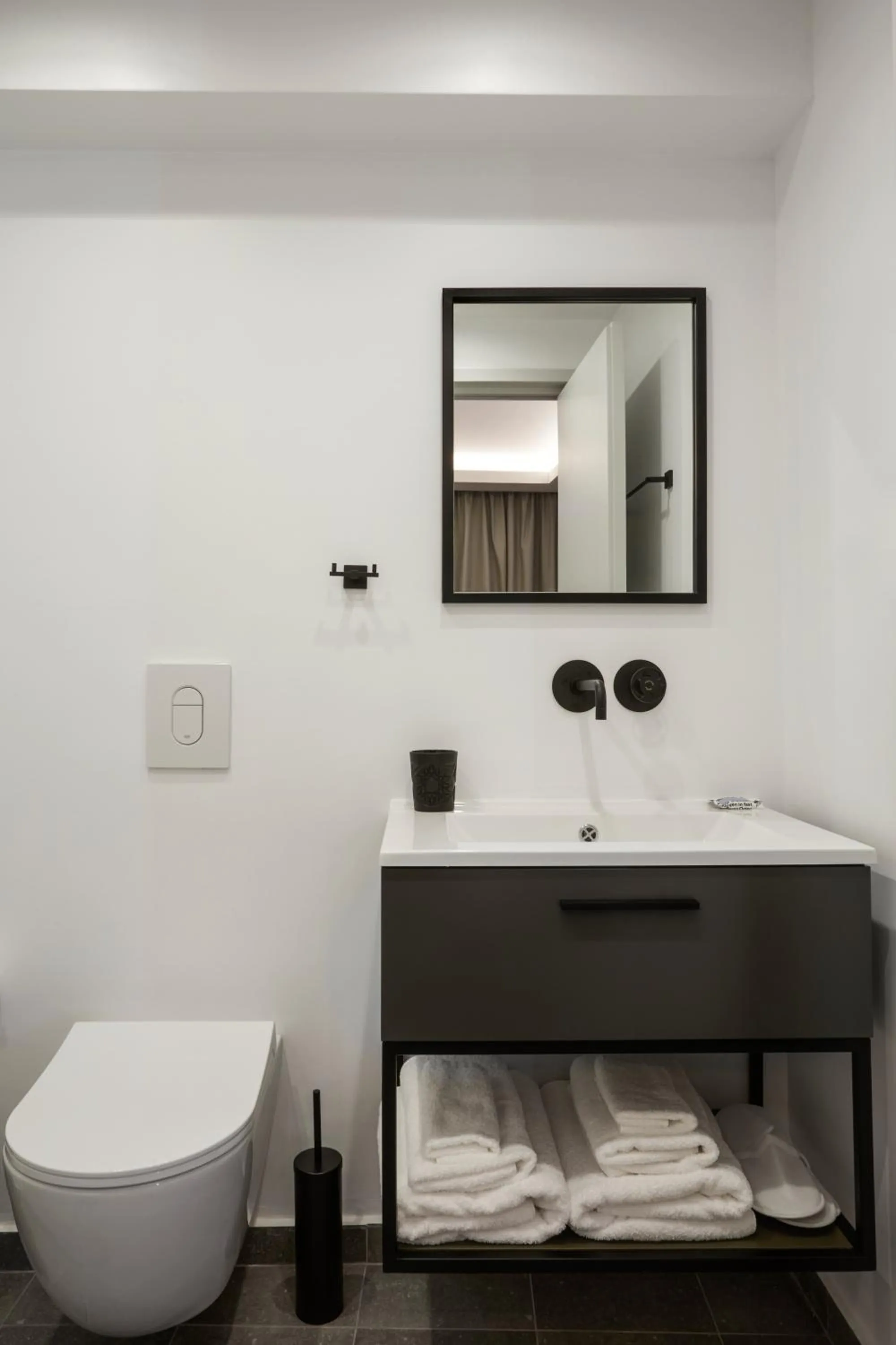 Bathroom in The Artist Athens