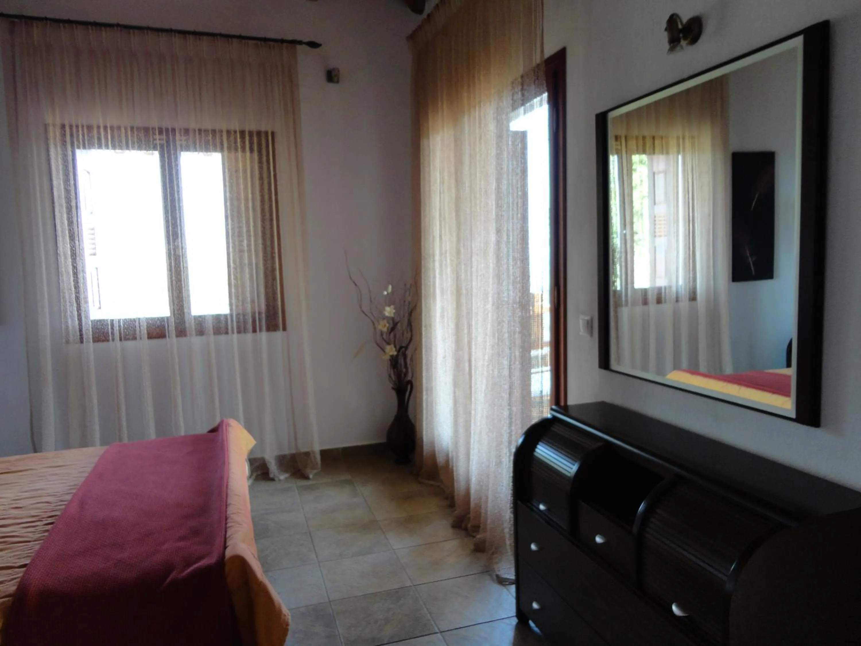 Bedroom, Bed in Skiathos Garden Cottages