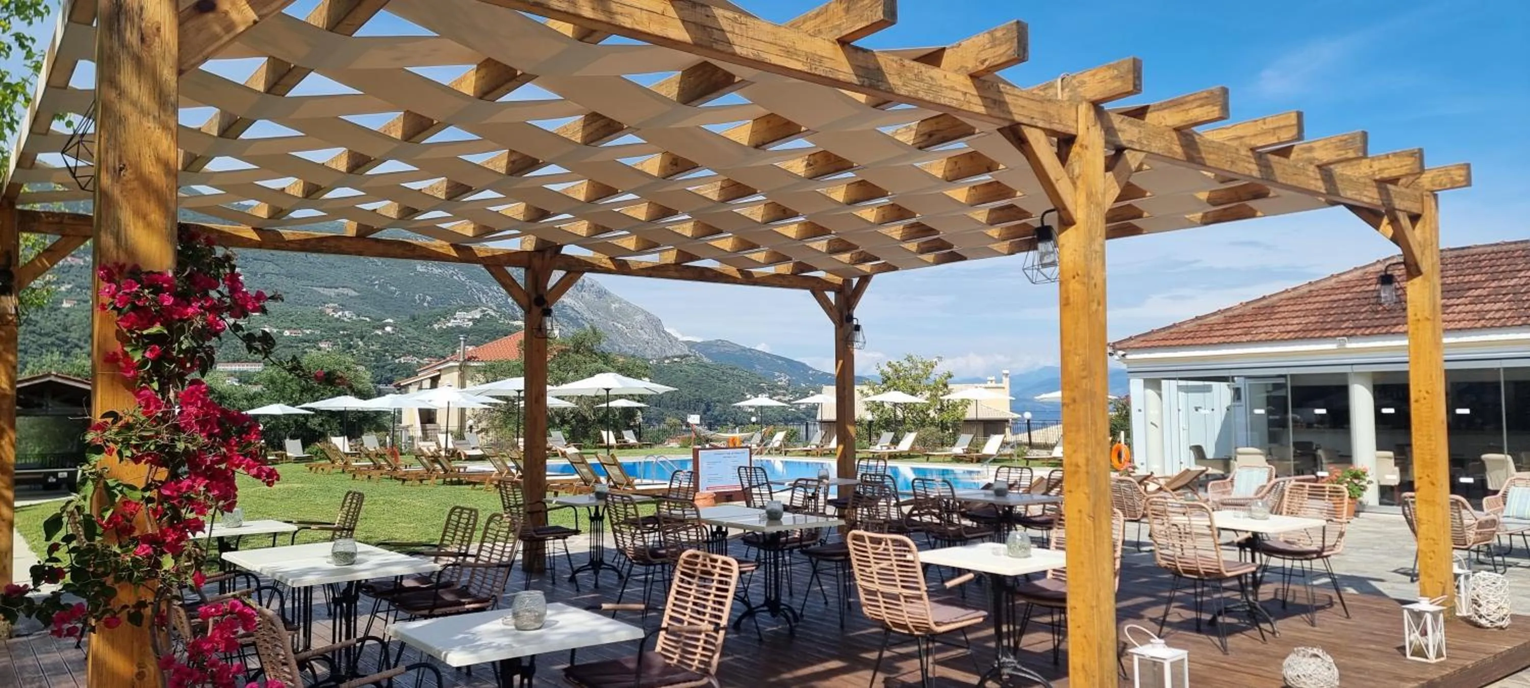 Restaurant/places to eat in Hotel Yannis Corfu