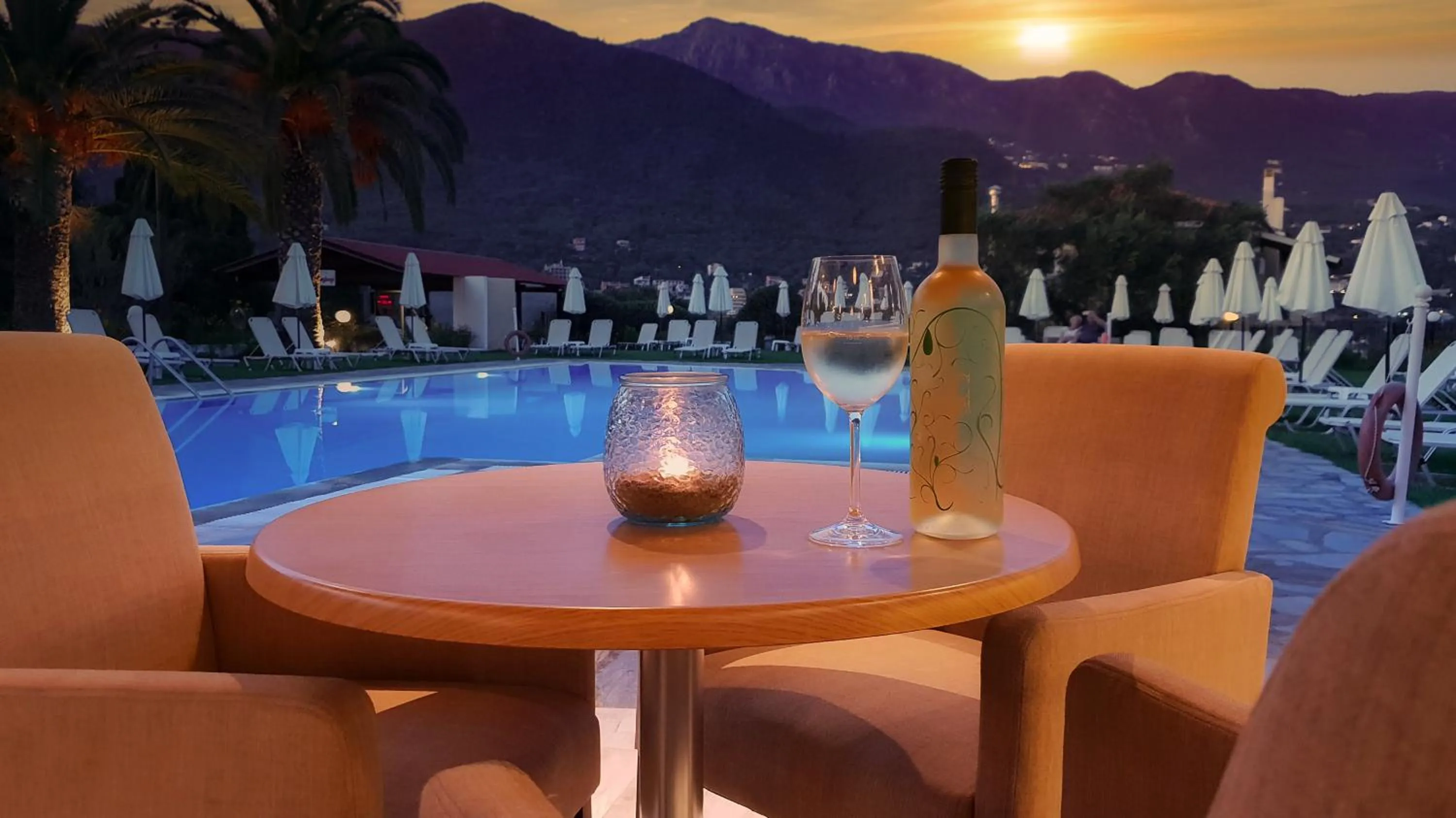 Lounge or bar in Hotel Yannis Corfu