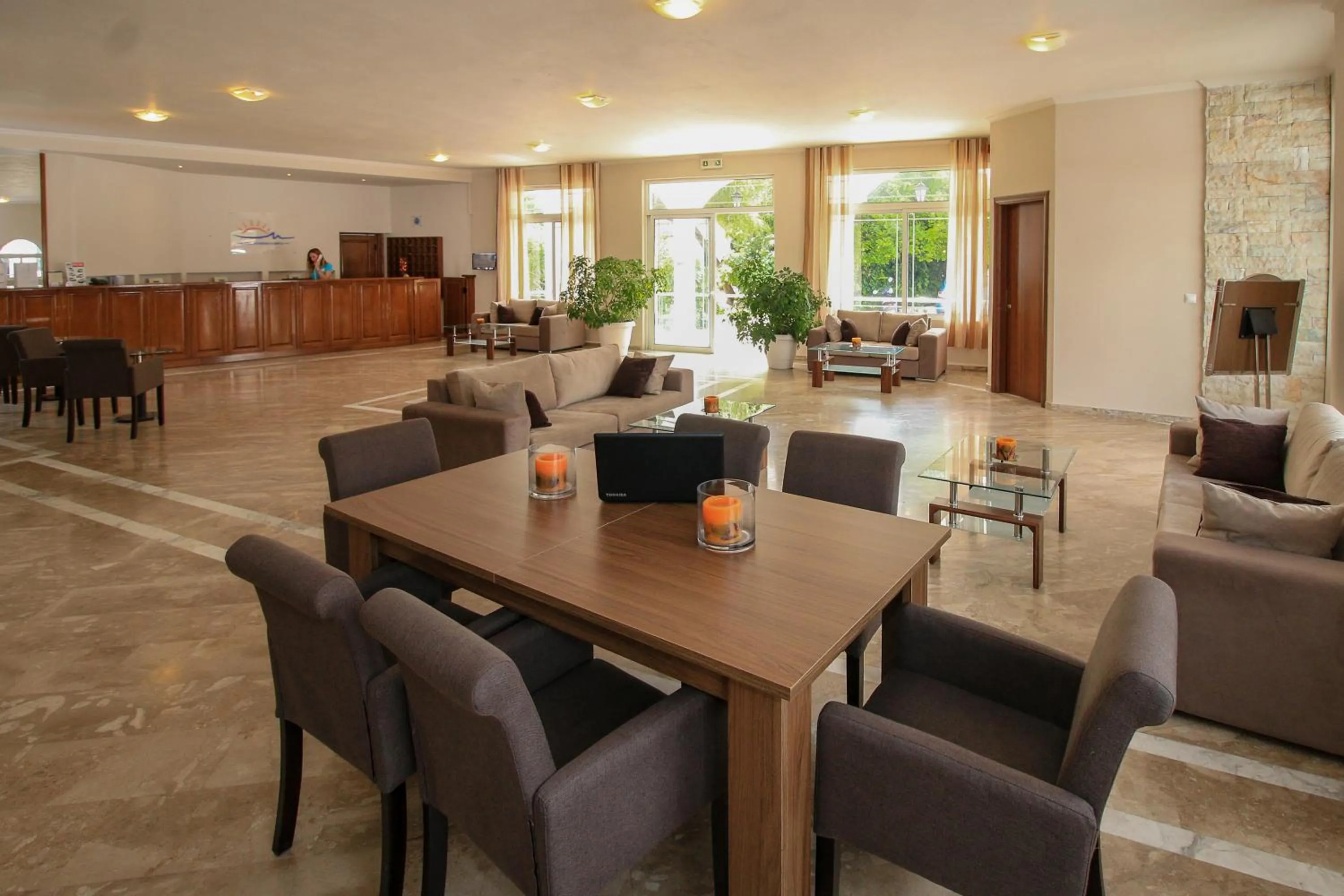 Lobby or reception in Hotel Yannis Corfu