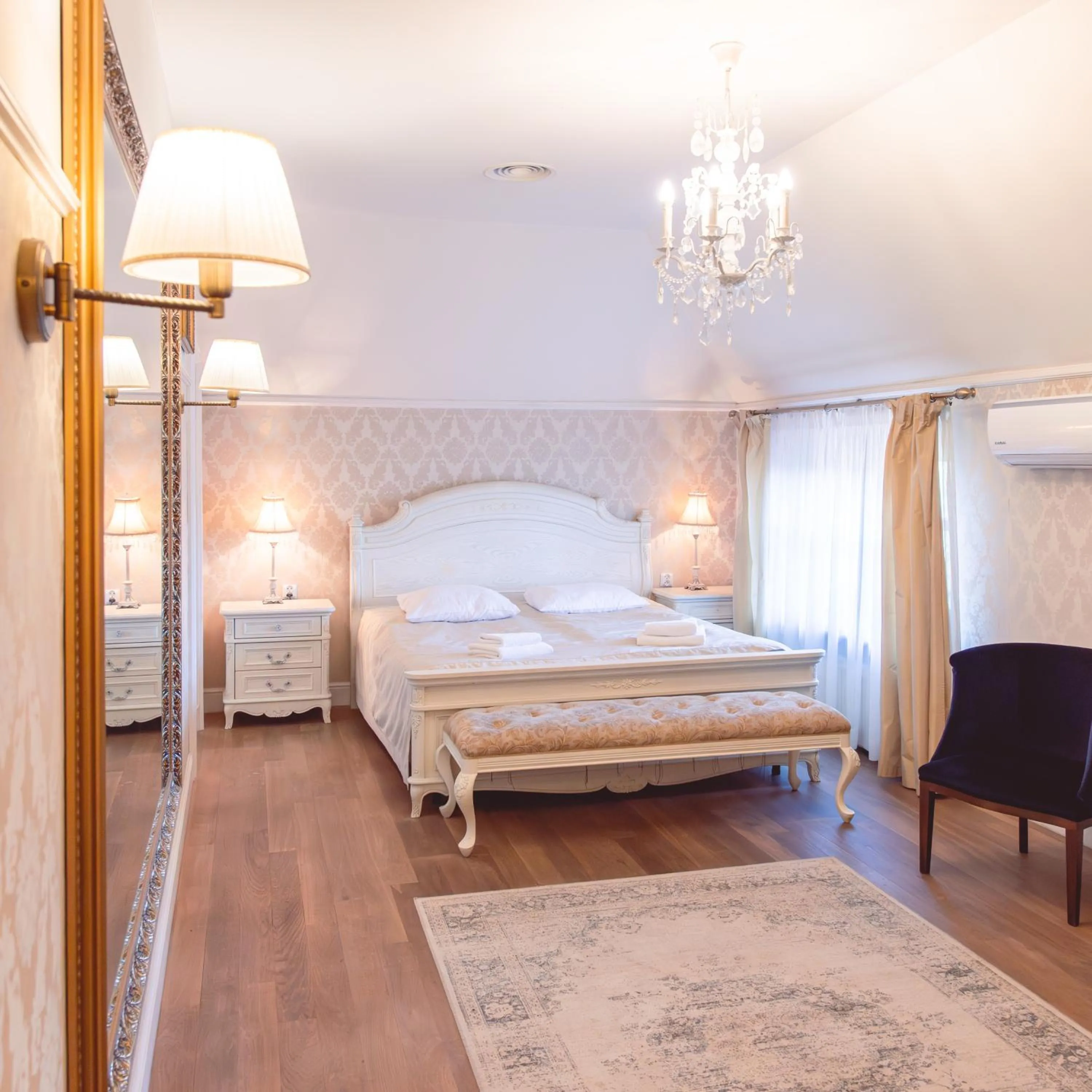 Photo of the whole room, Bed in Hotel Skala