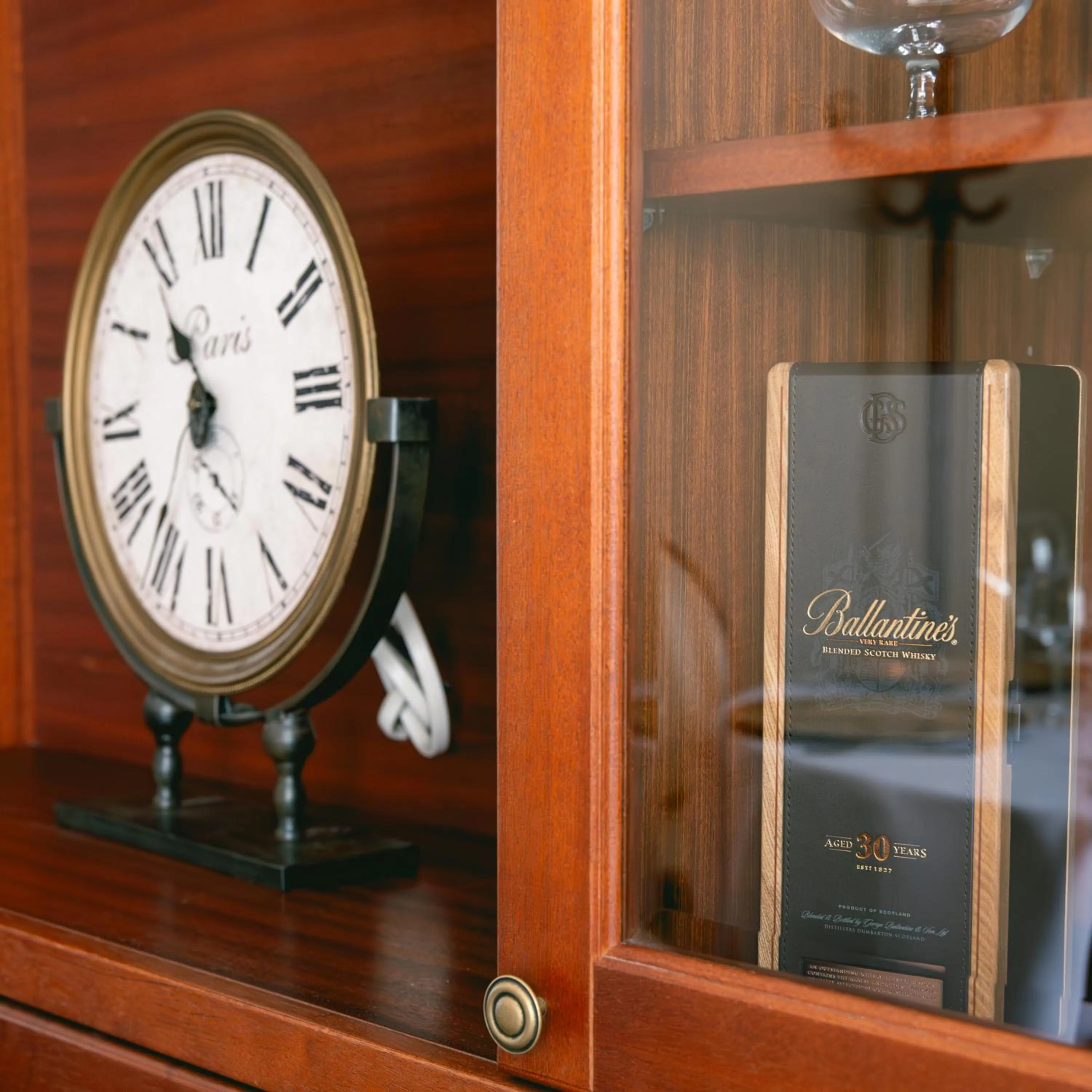 Decorative detail in Hotel Skala