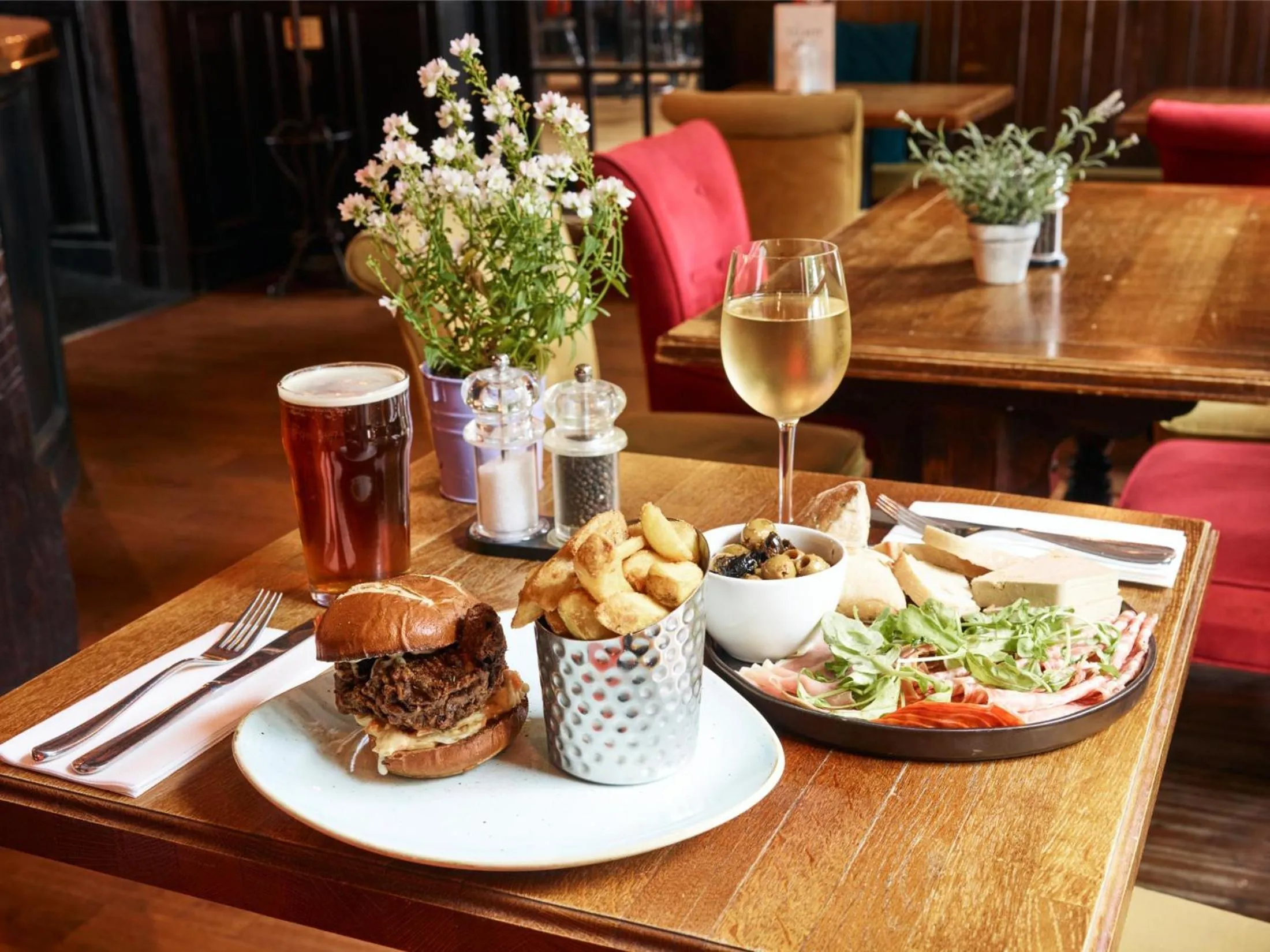 Restaurant/places to eat in The Talbot Inn