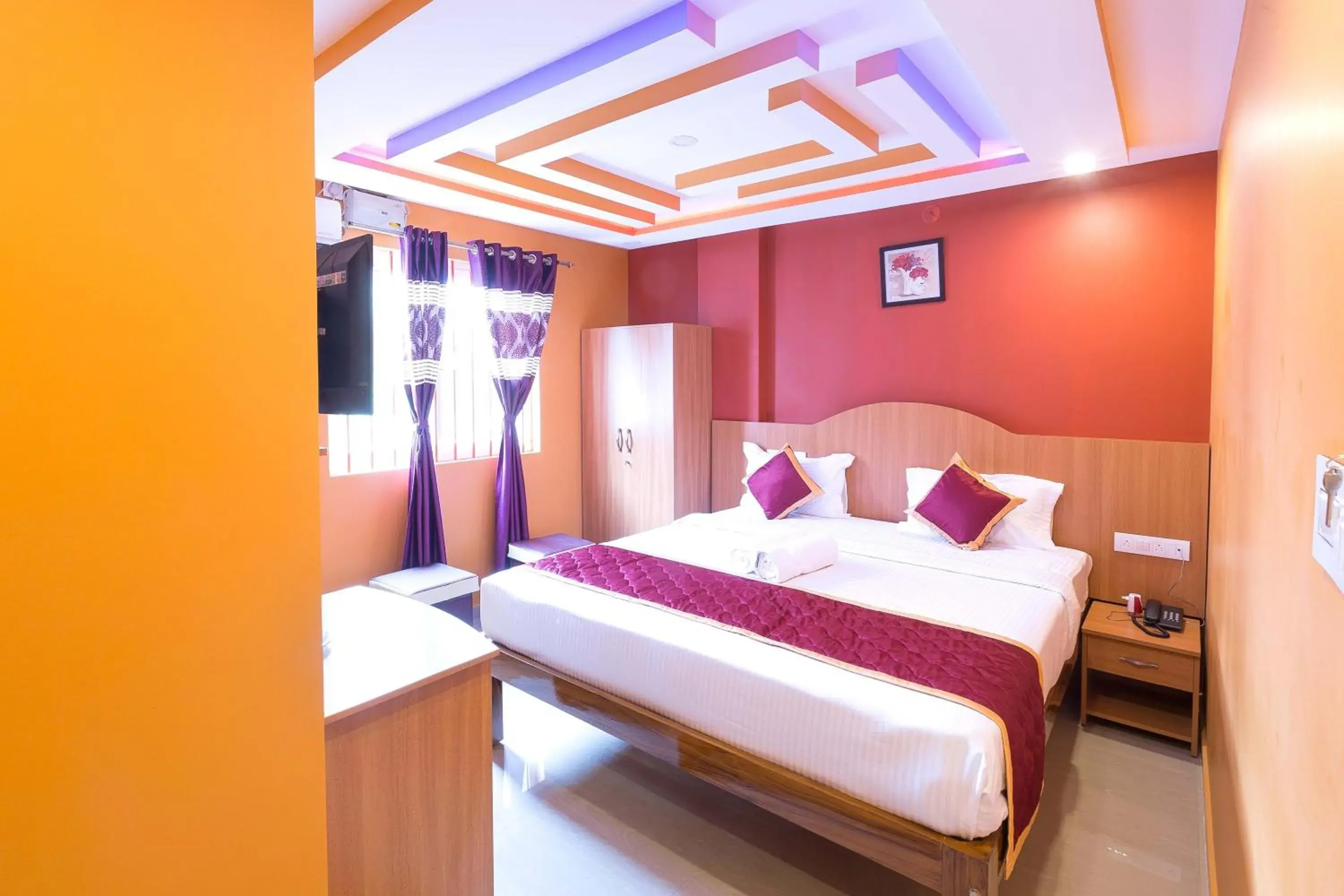 Deluxe Double or Twin Room - single occupancy in Sree Comforts Deluxe Double or Twin Room - single occupancy in Sree Comforts