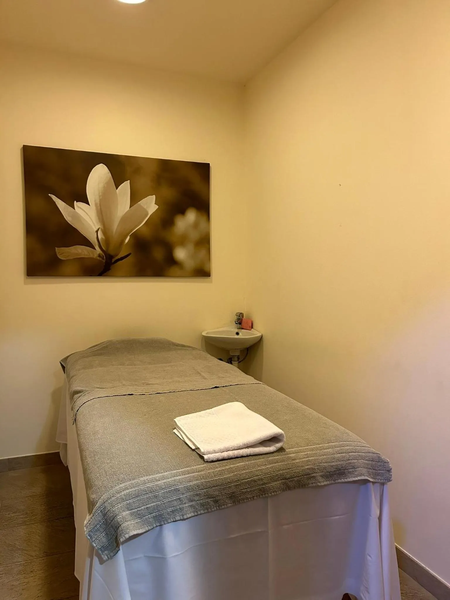 Spa and wellness centre/facilities, Bed in Jolly Resort & SPA