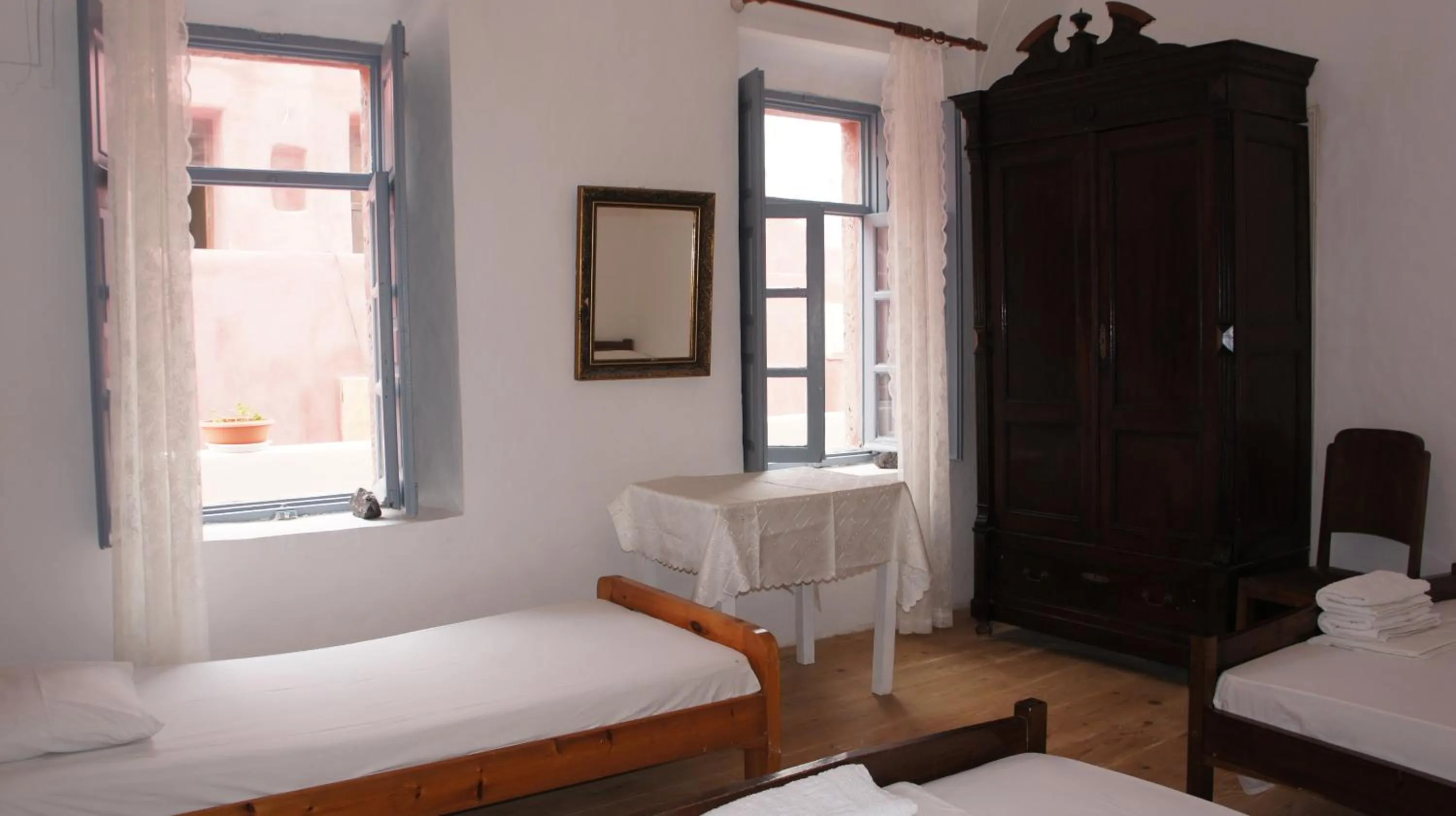 Decorative detail, Bed in Marcos Rooms