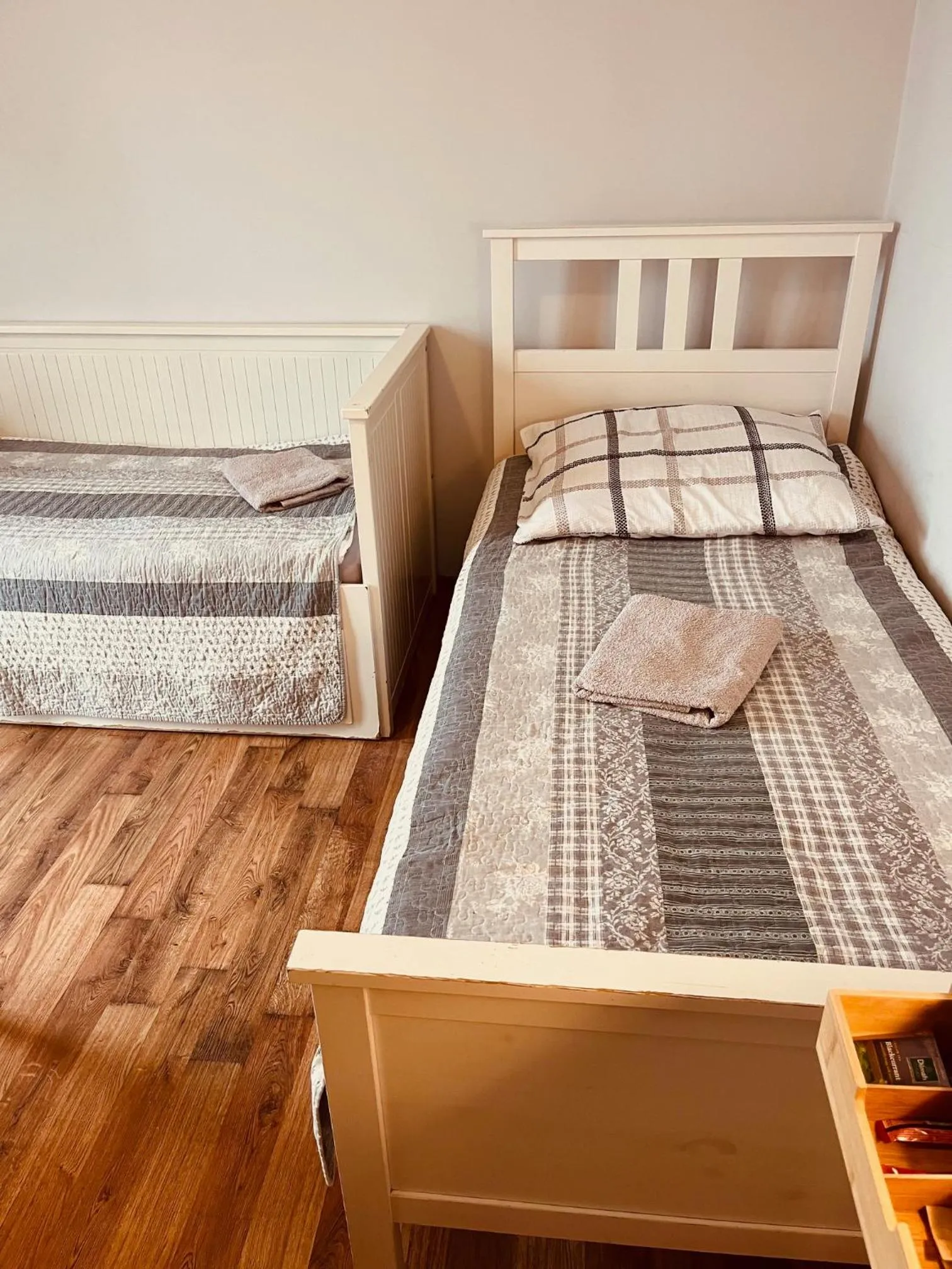 Bed in Route 7 Rooms