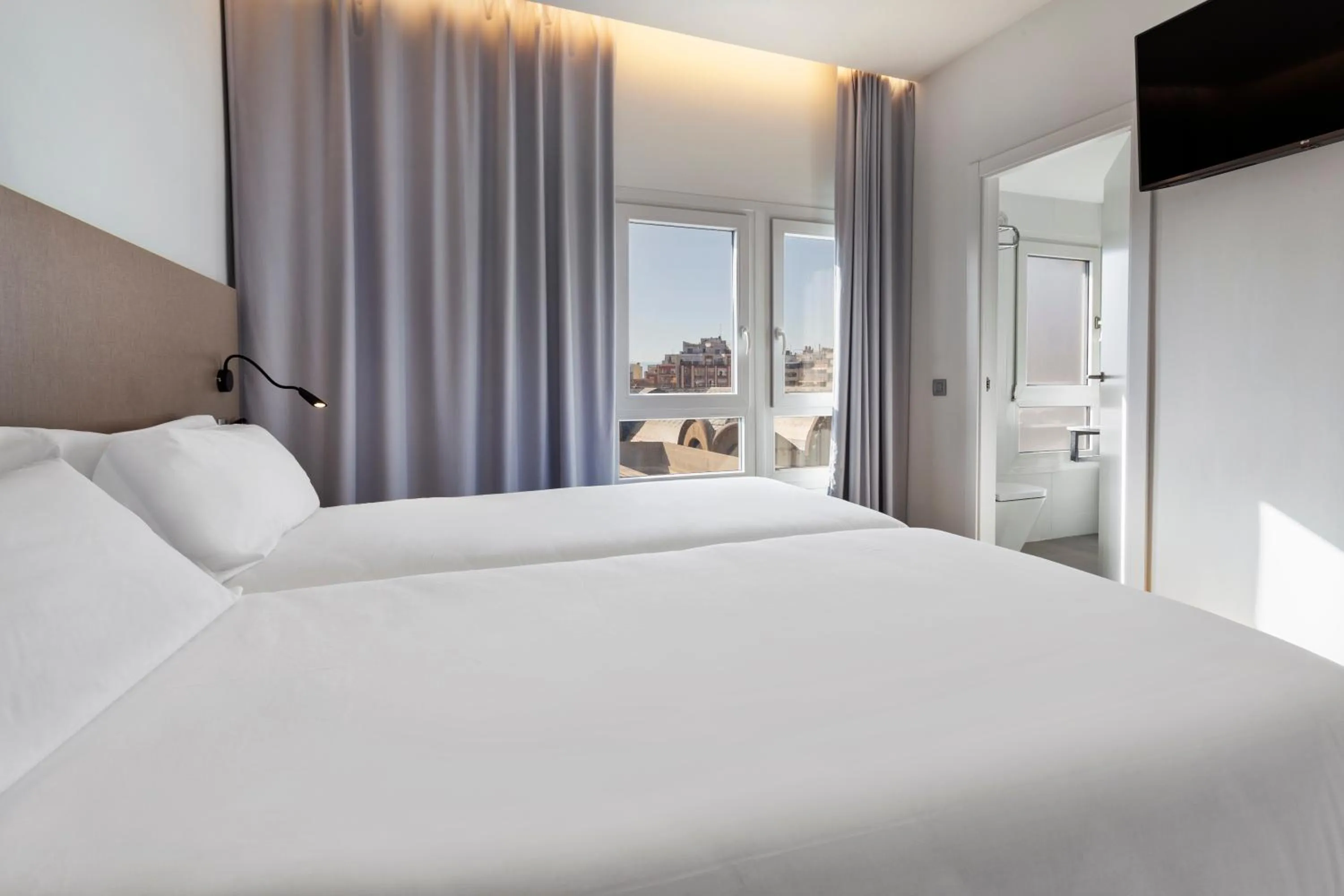 Bed in B&B HOTEL Tarragona Centro Urbis