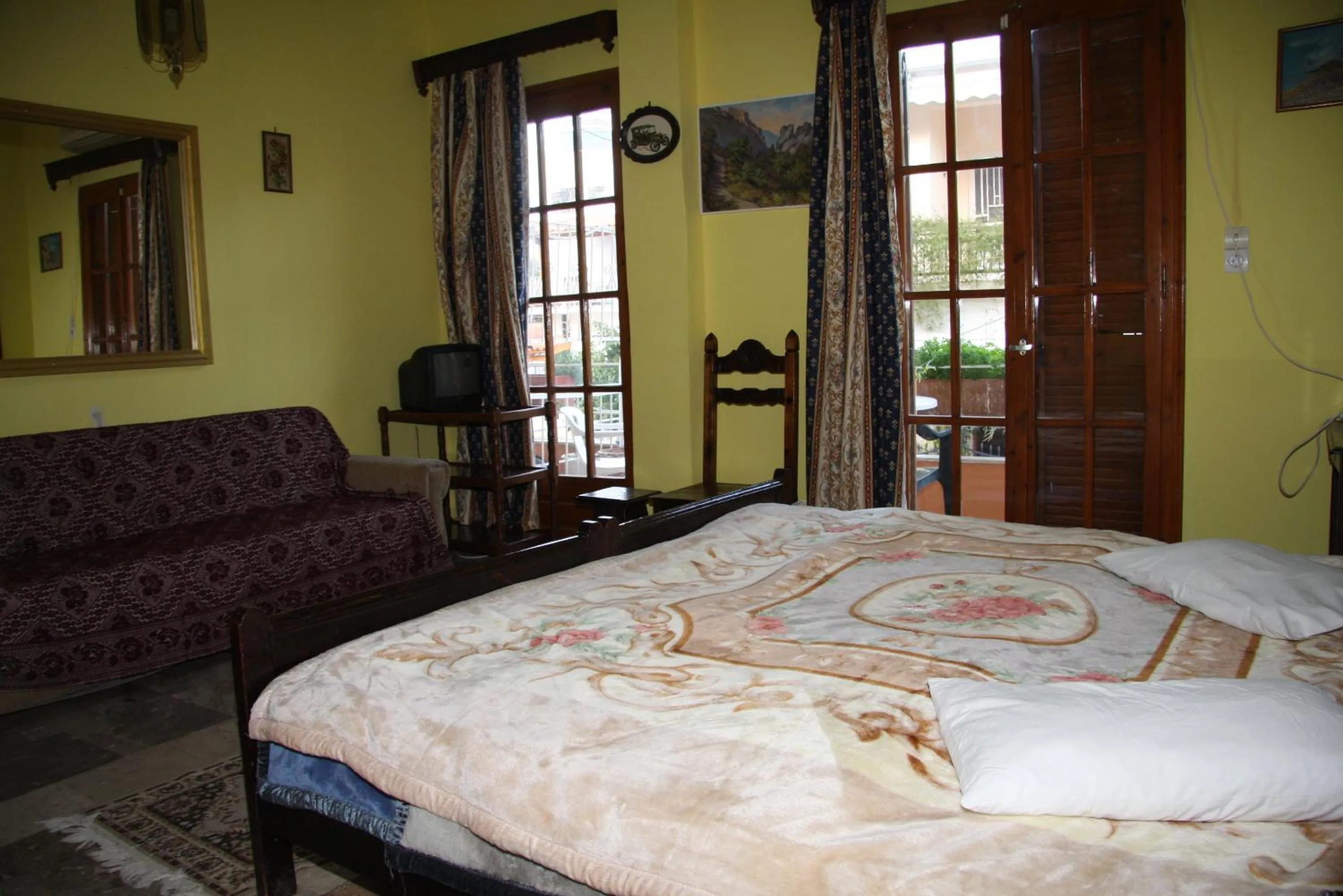 Bed in Katerina Hotel