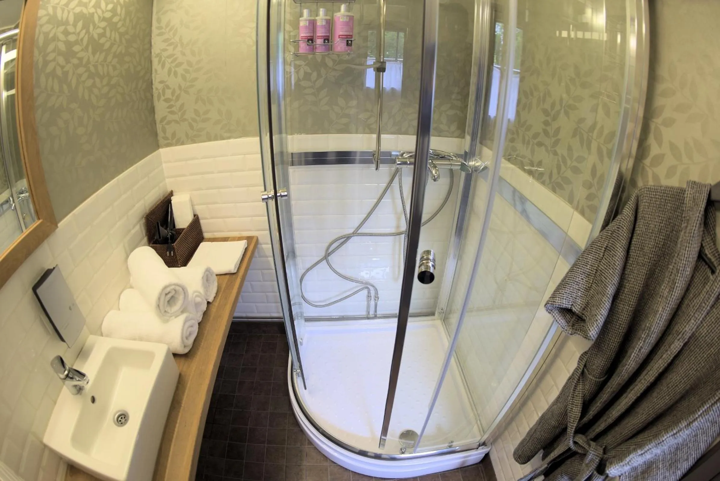 Bathroom in Hotel Krapi