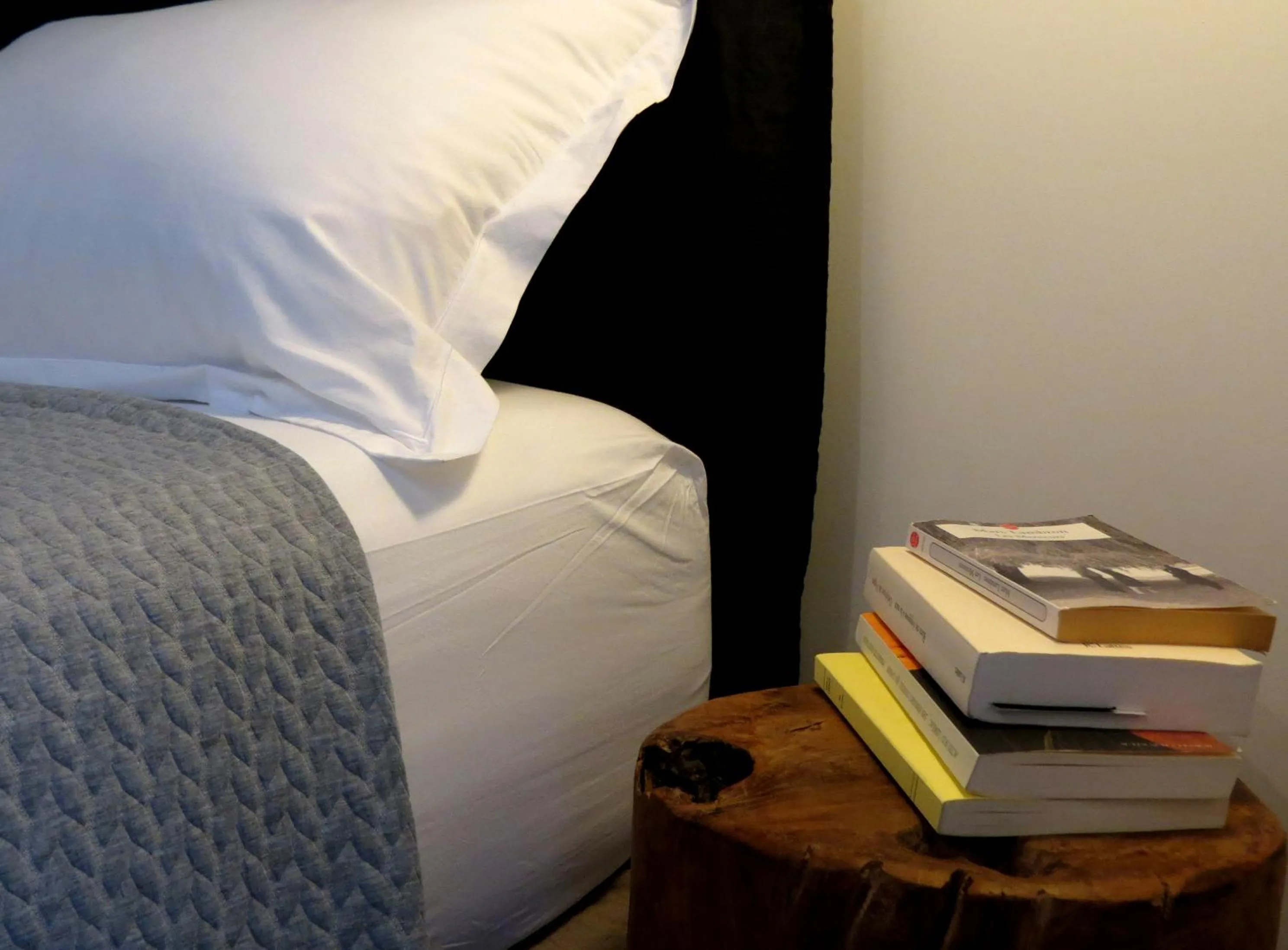 Bedroom, Bed in Le Castellas du Pic St Loup