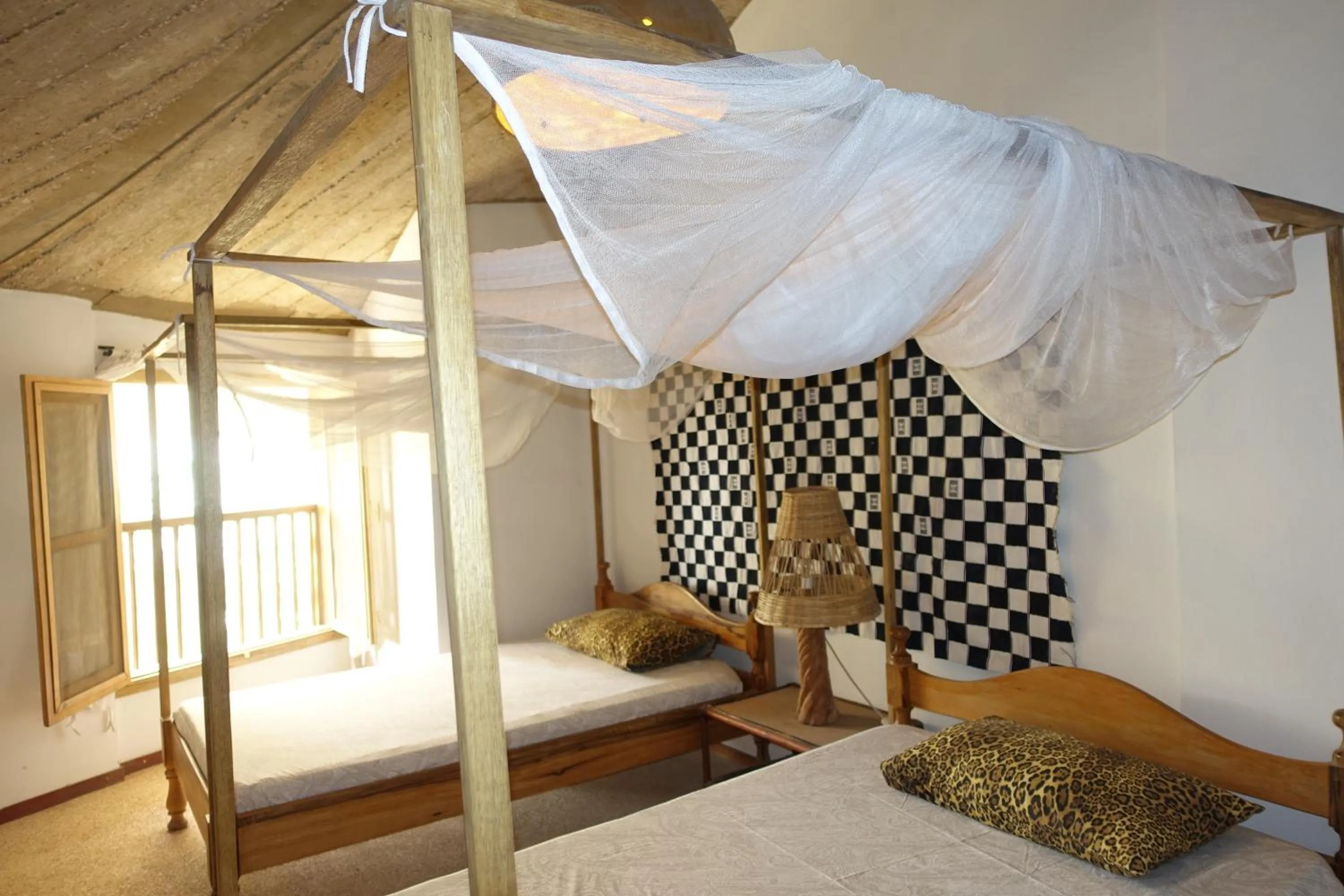 Photo of the whole room, Bed in Keur Marrakis