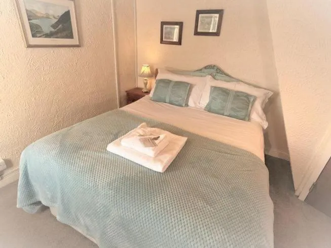 Bed in Strands Hotel/Screes Inn & Micro Brewery