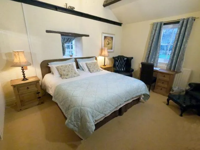 Bed in Strands Hotel/Screes Inn & Micro Brewery