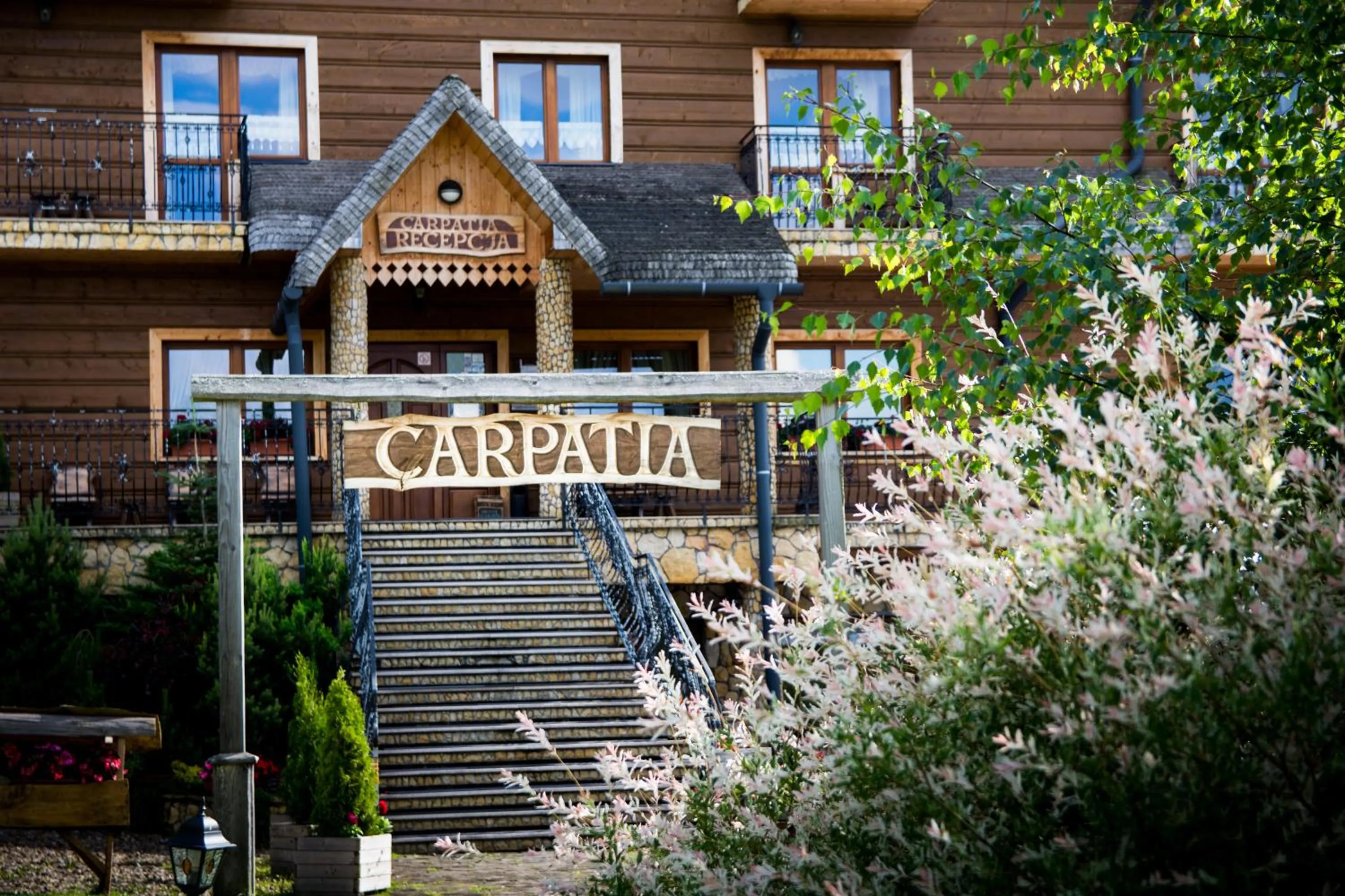 Property building in Hotel Carpatia Bieszczadzki Gościniec