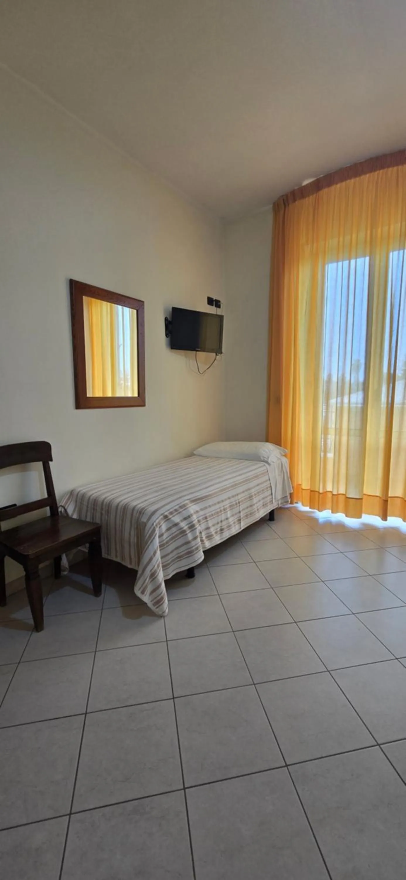 Bed in Hotel Ristorante La Decanata