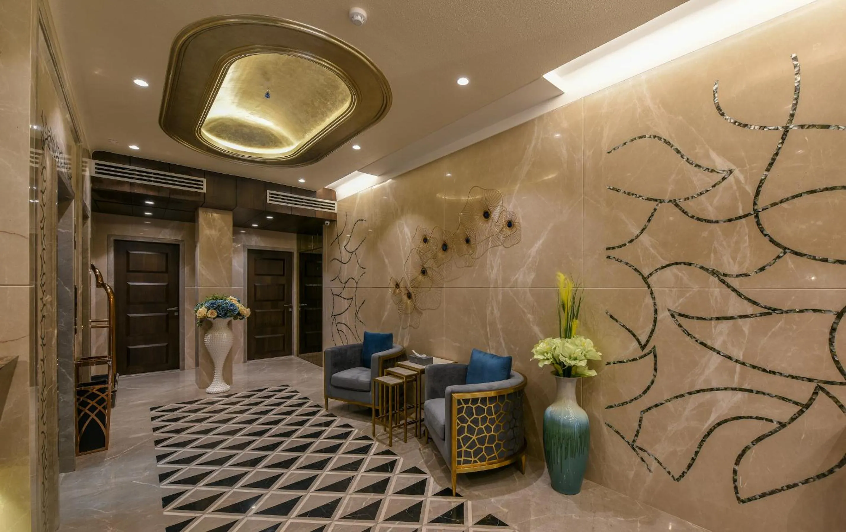 Lobby or reception in Hotel Orient Regency