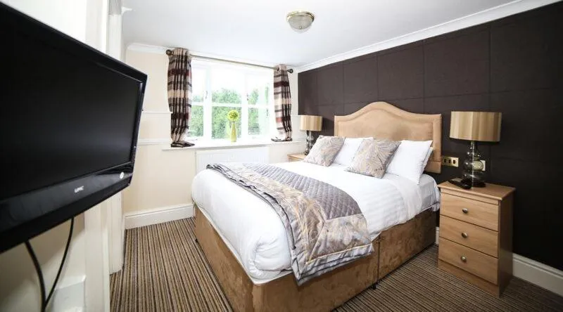 Bed in Faenol Fawr Country Hotel
