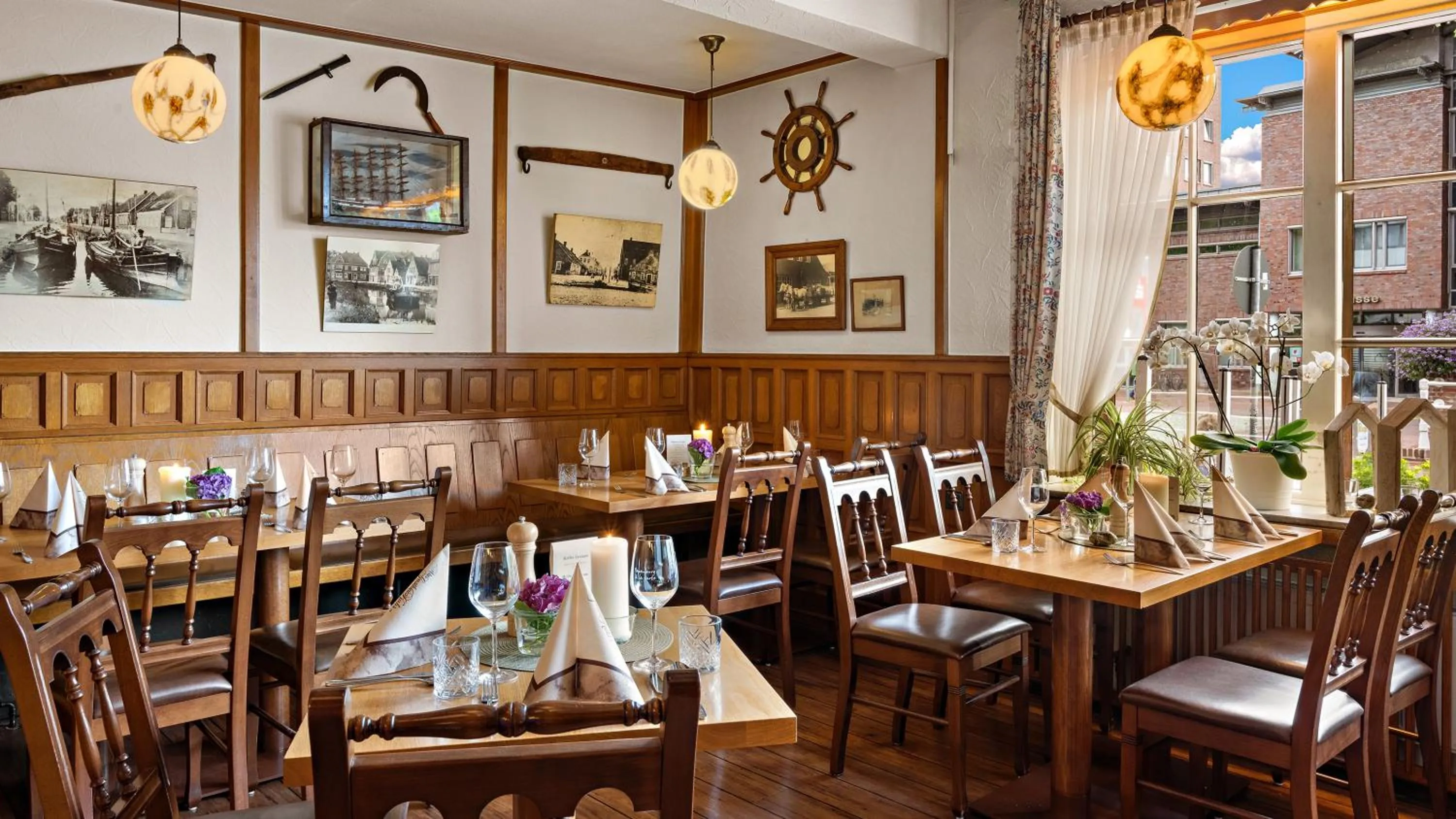 Restaurant/places to eat in Altes Gasthaus Kuhr - Hotel & Restaurant