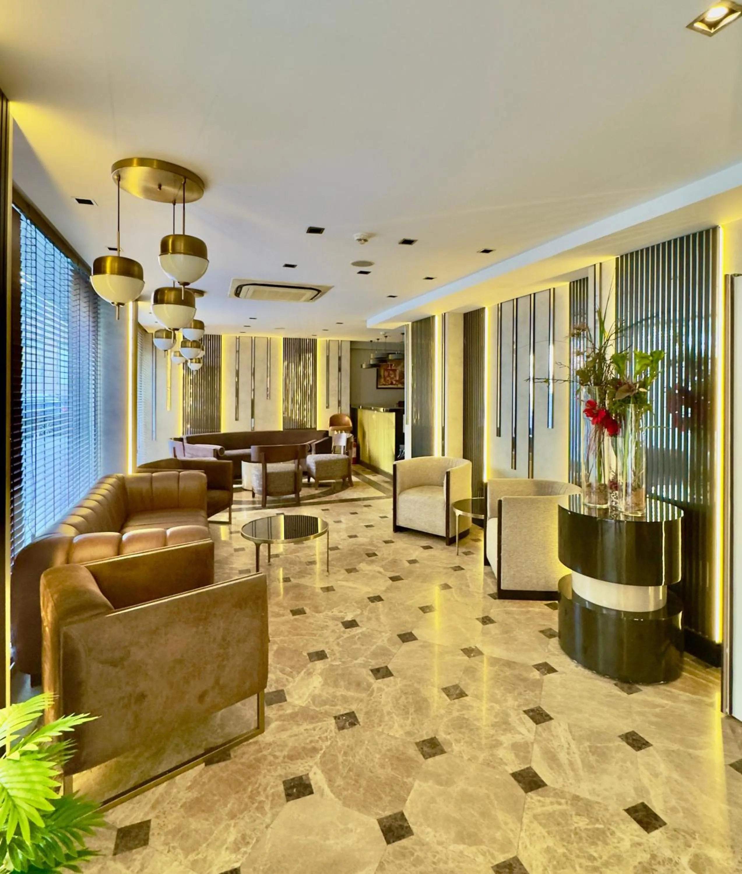 Lobby or reception in Regency World Hotel