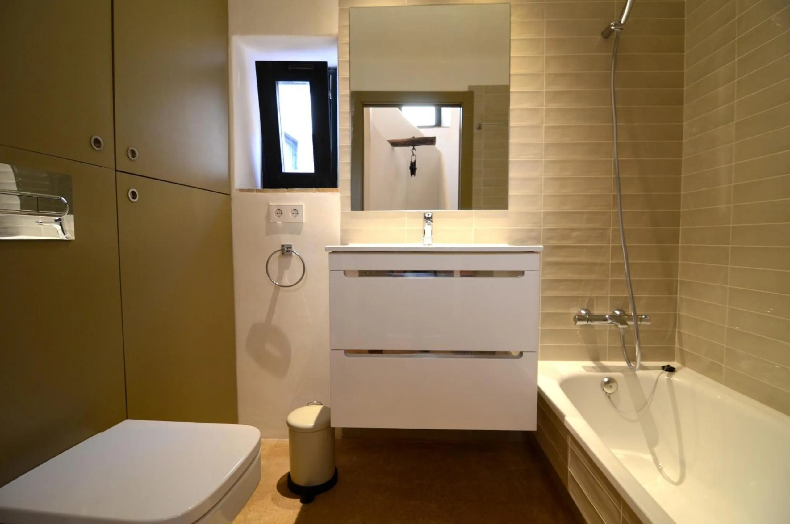 Bathroom in Casa Rosa Port