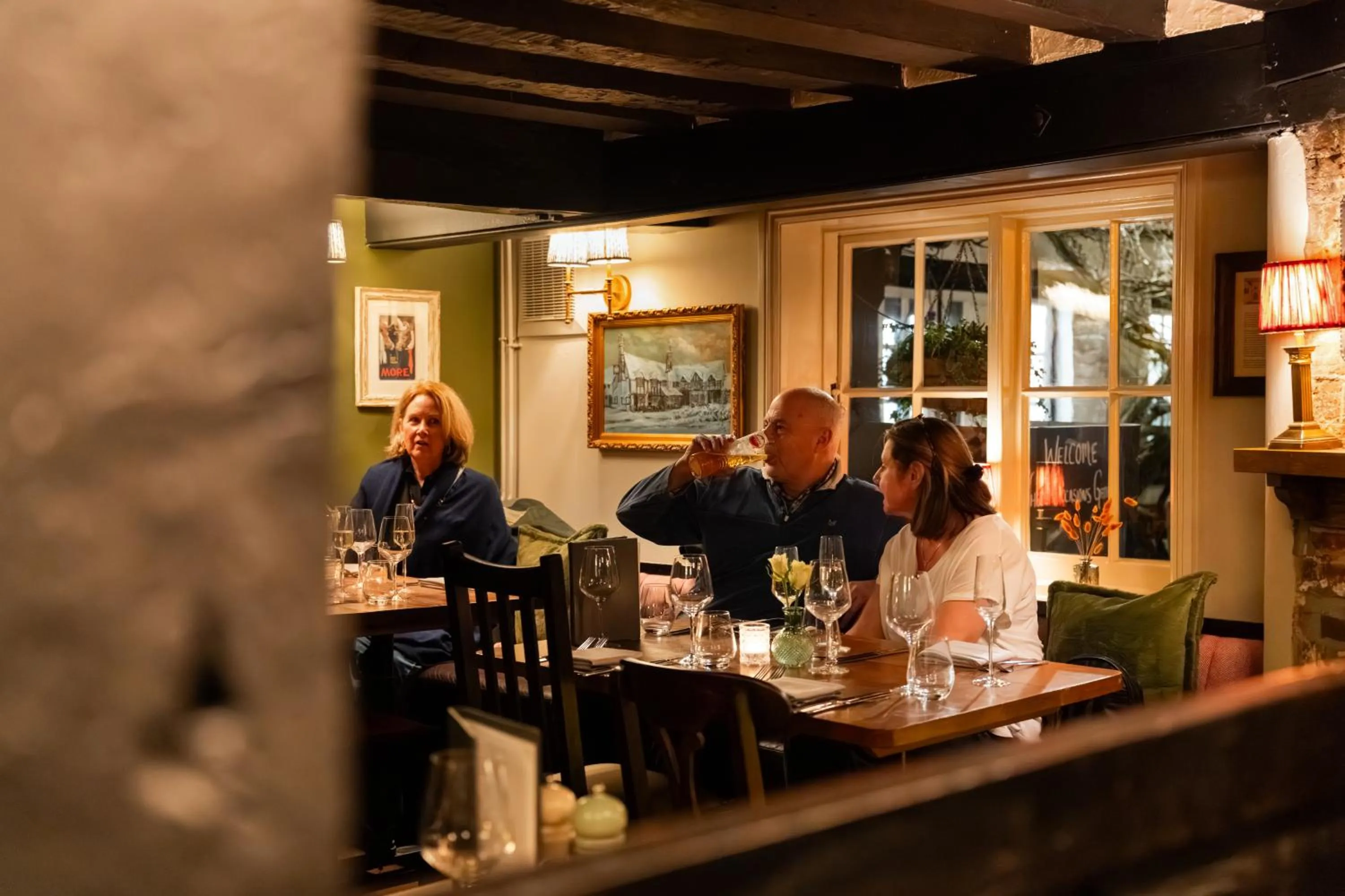 Restaurant/places to eat in Bull Inn