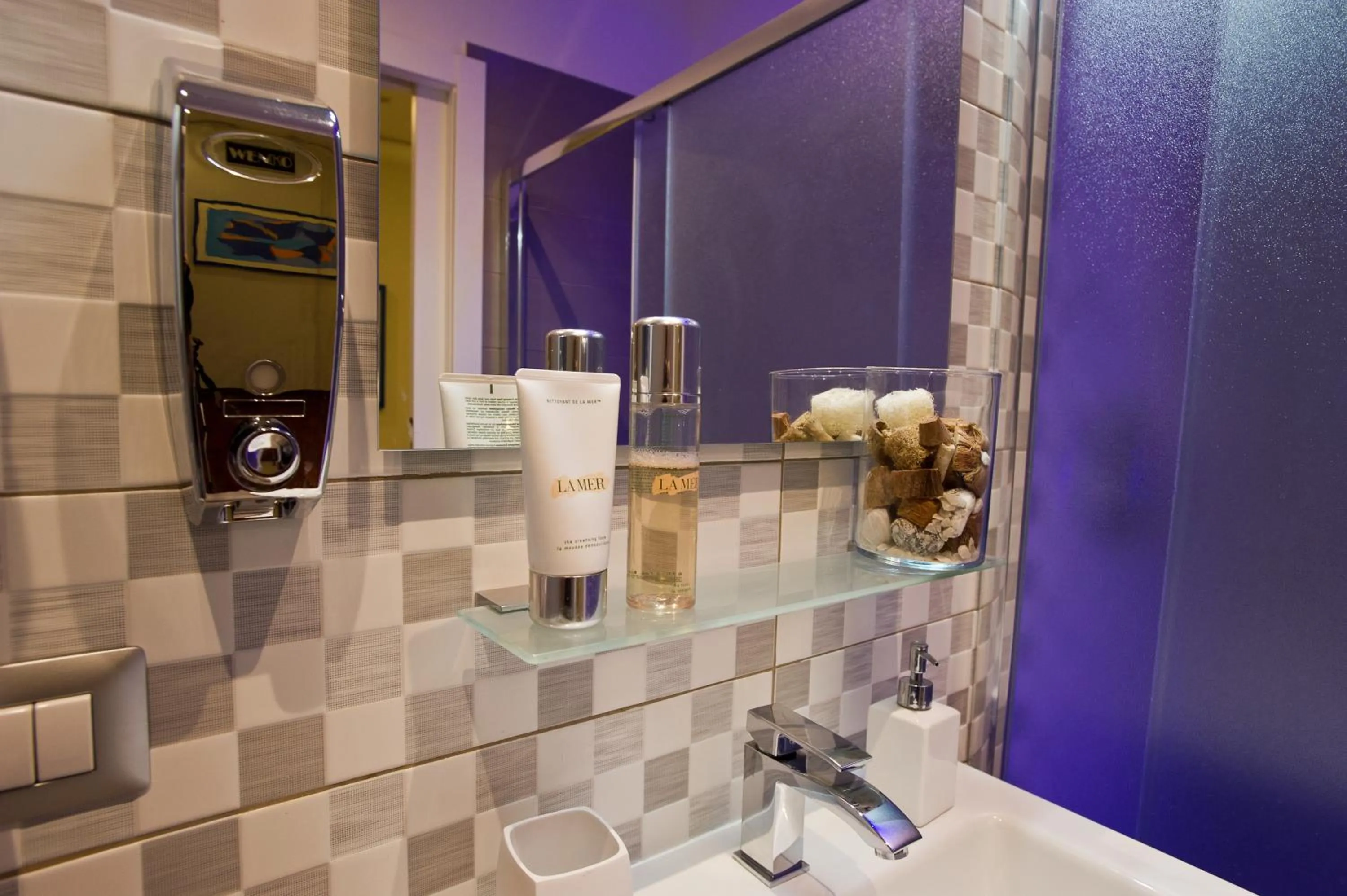 Borghese Executive Suite