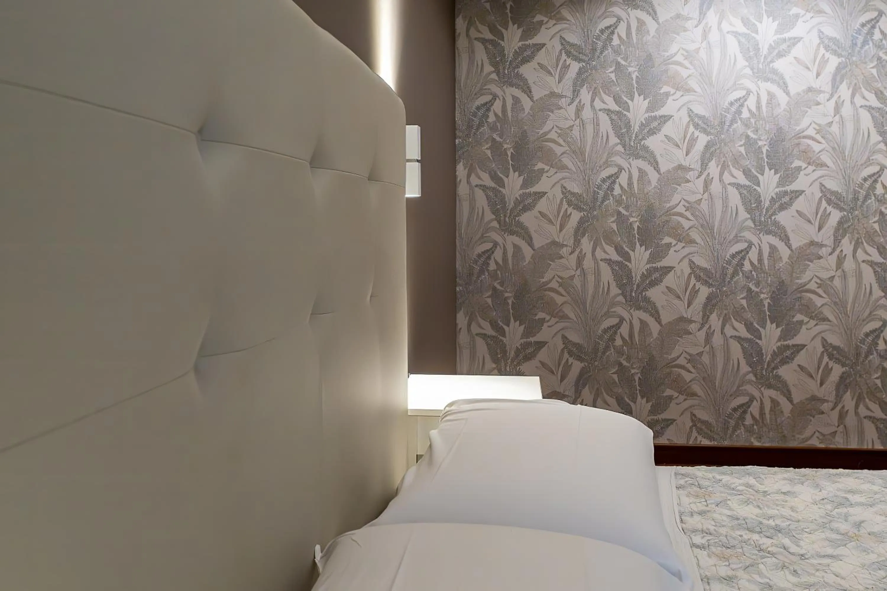 Bed in Borghese Executive Suite