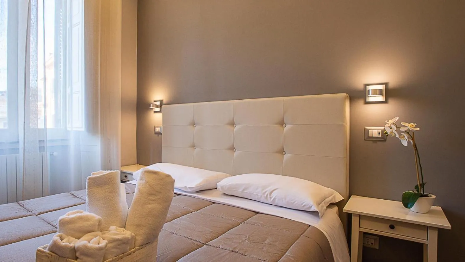 Bed in Borghese Executive Suite