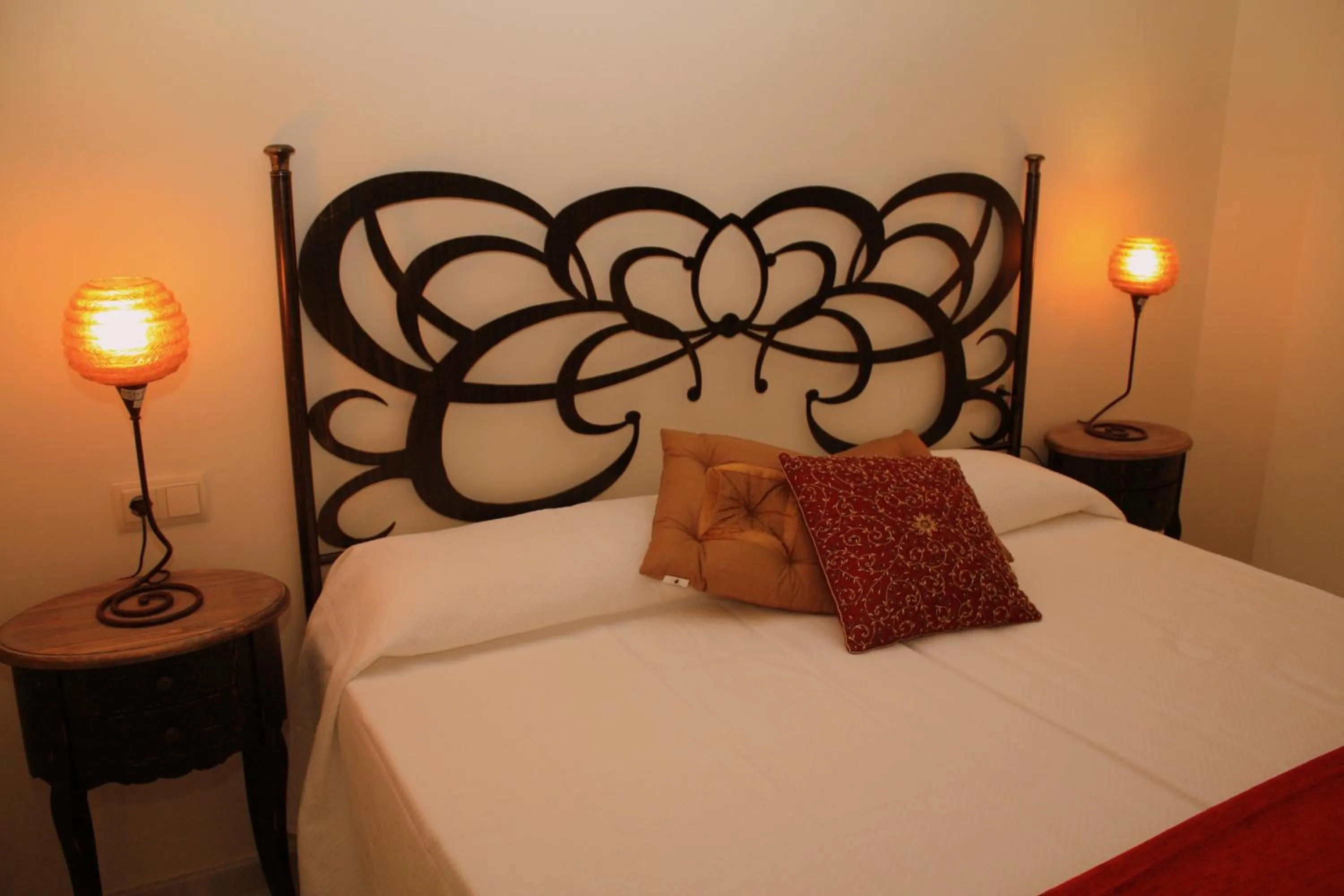 Photo of the whole room, Bed in Singular Pilatos