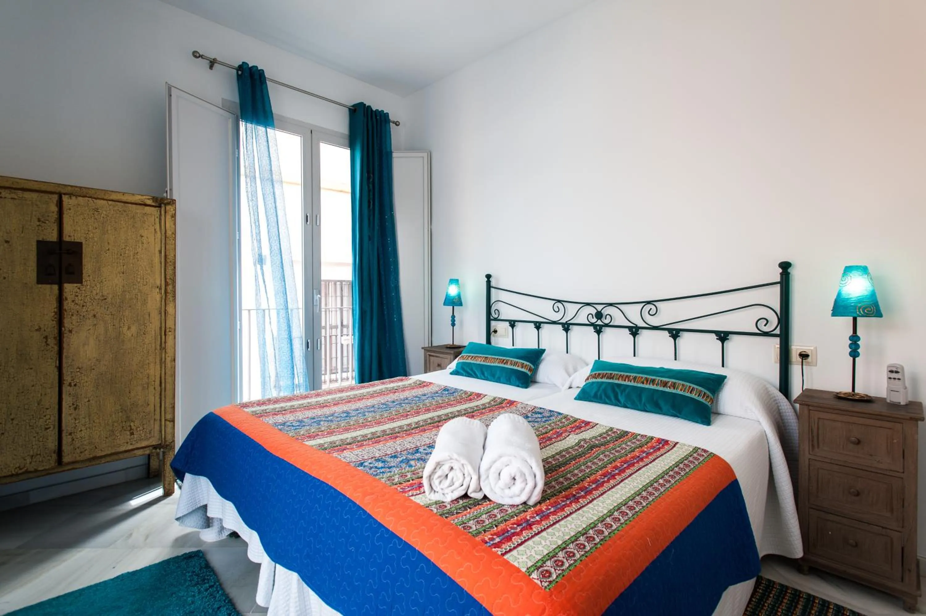 Bedroom, Bed in Singular Pilatos