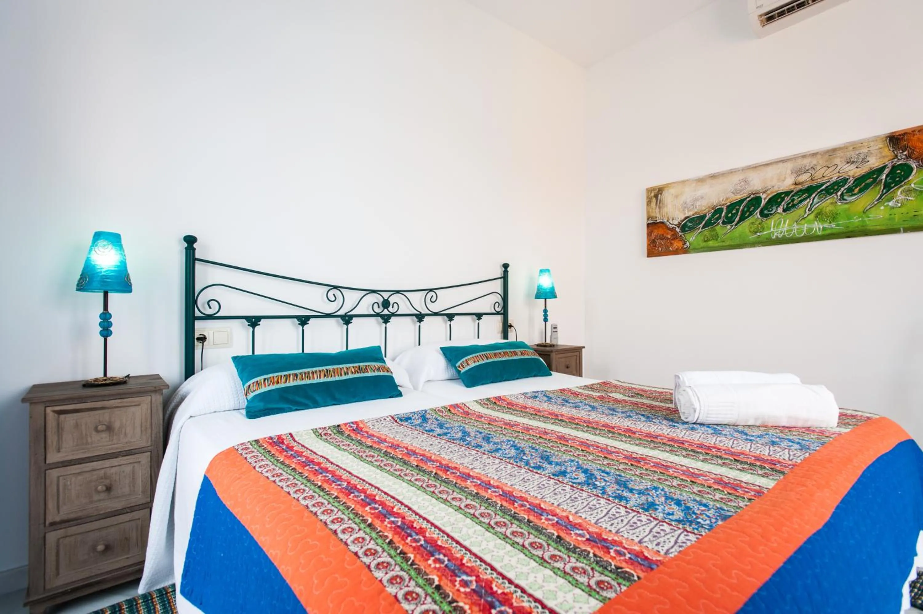 Bedroom, Bed in Singular Pilatos