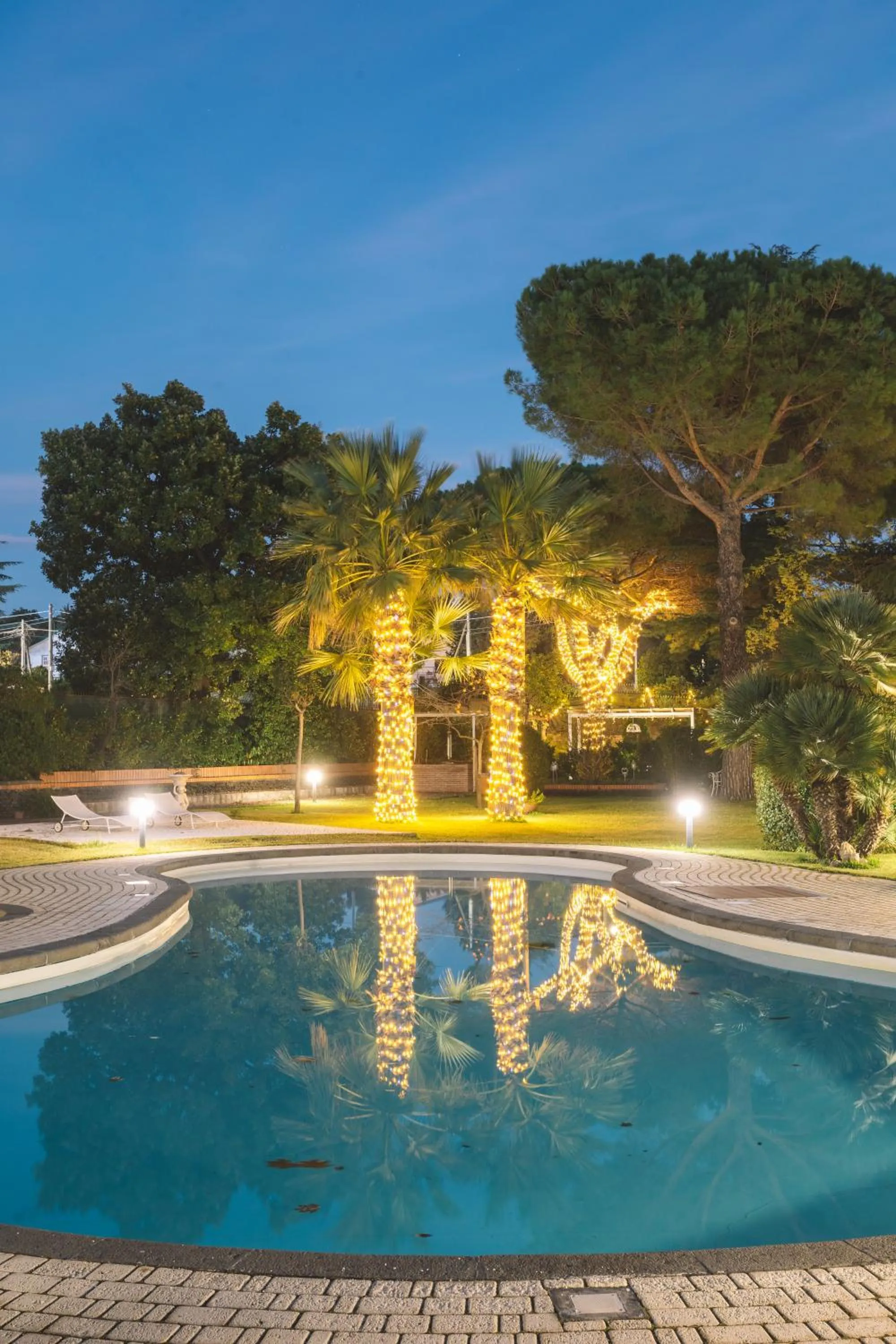 Swimming pool in B&B Blanc Maison Etna Relais & Charme