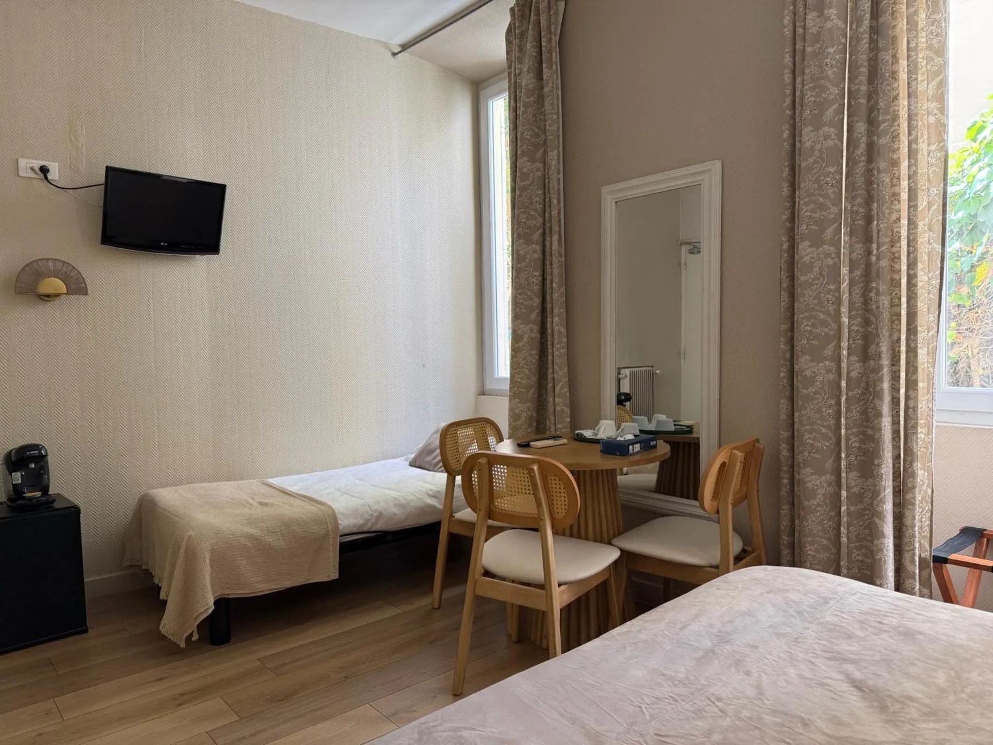 Photo of the whole room, Bed in Nice Garden Hotel