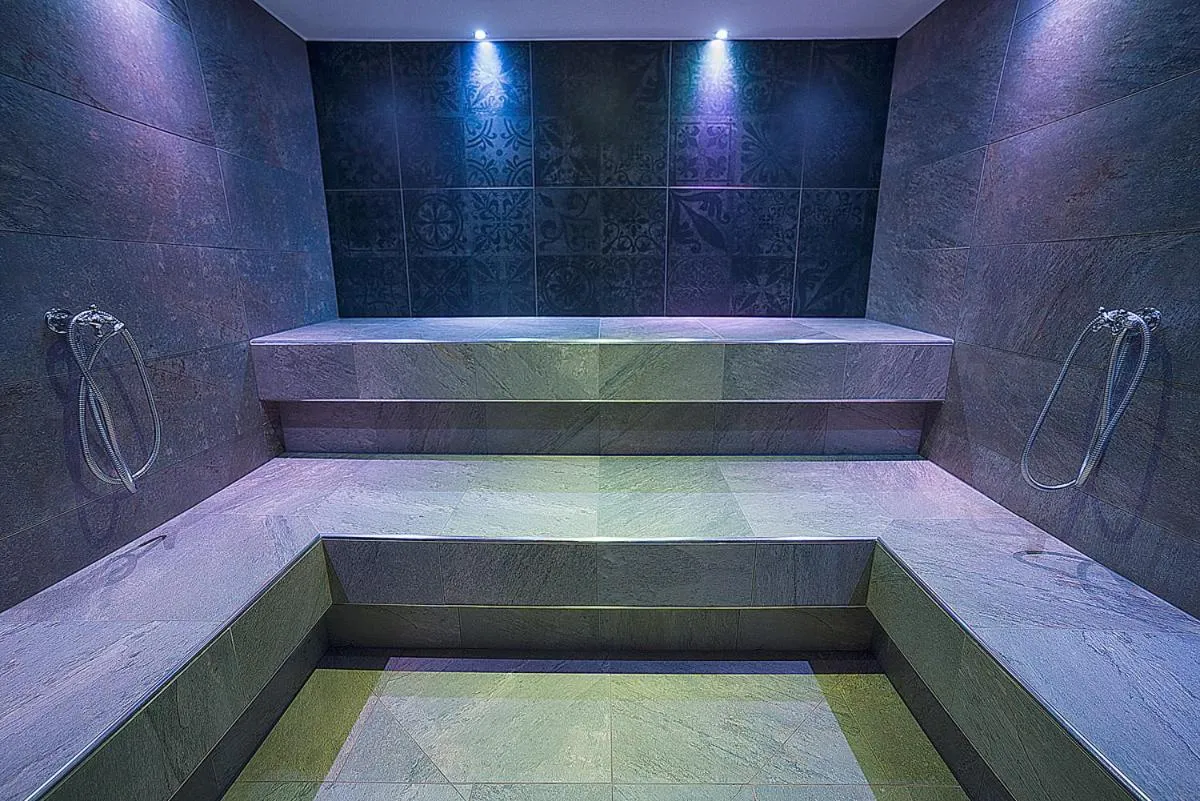 Steam room in Chalet Marcora