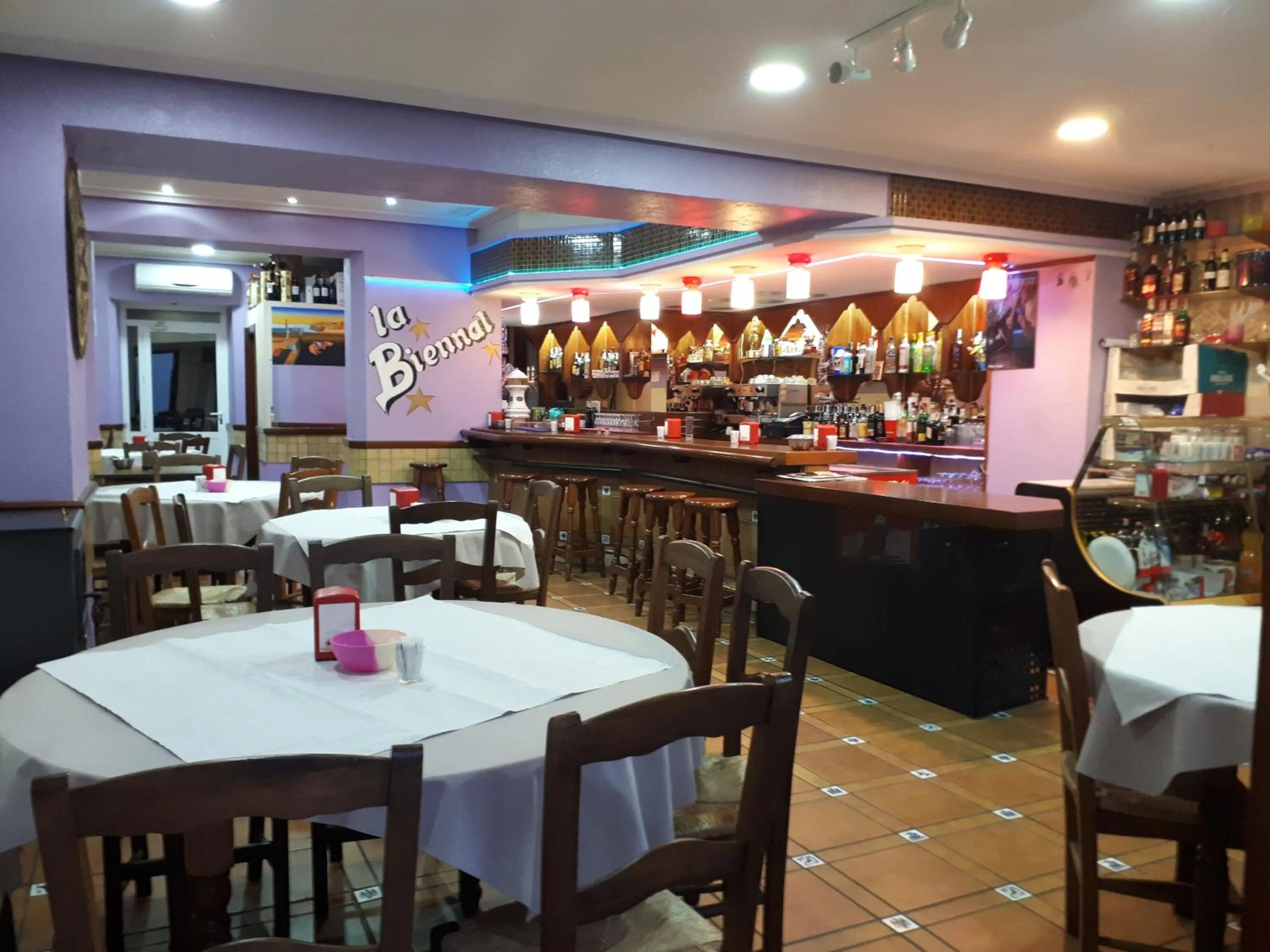 Restaurant/places to eat in APAR. SIERRAGUADALQUIVIR