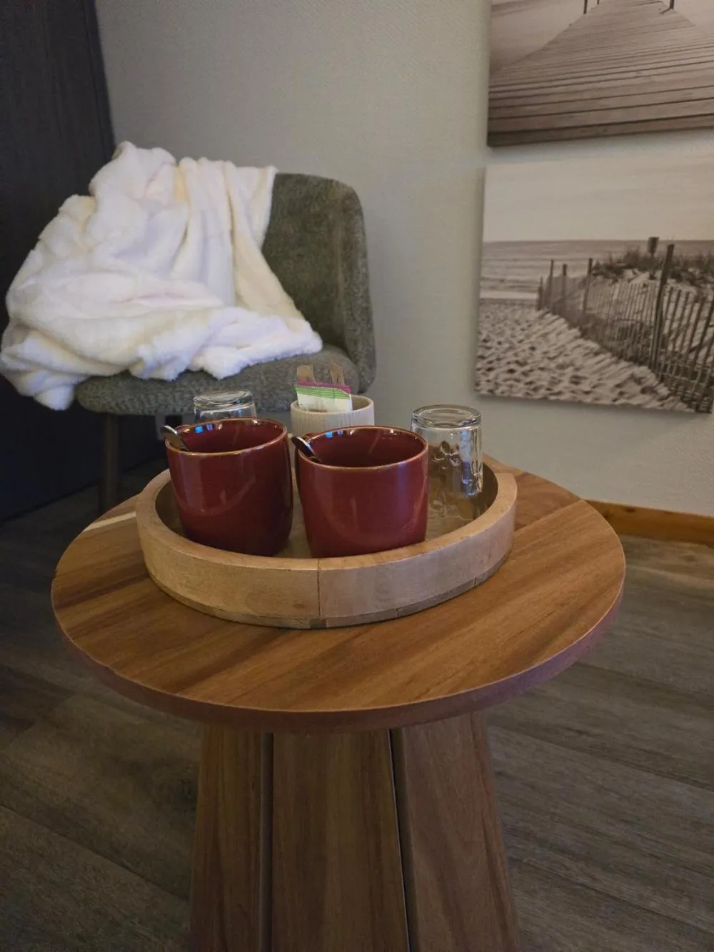 Property building in Hôtel L'ideal le Mountbatten