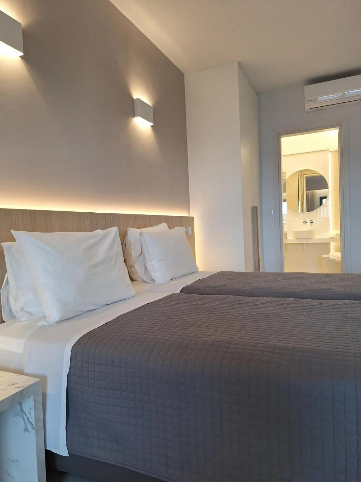 Bedroom, Bed in Kos Palace