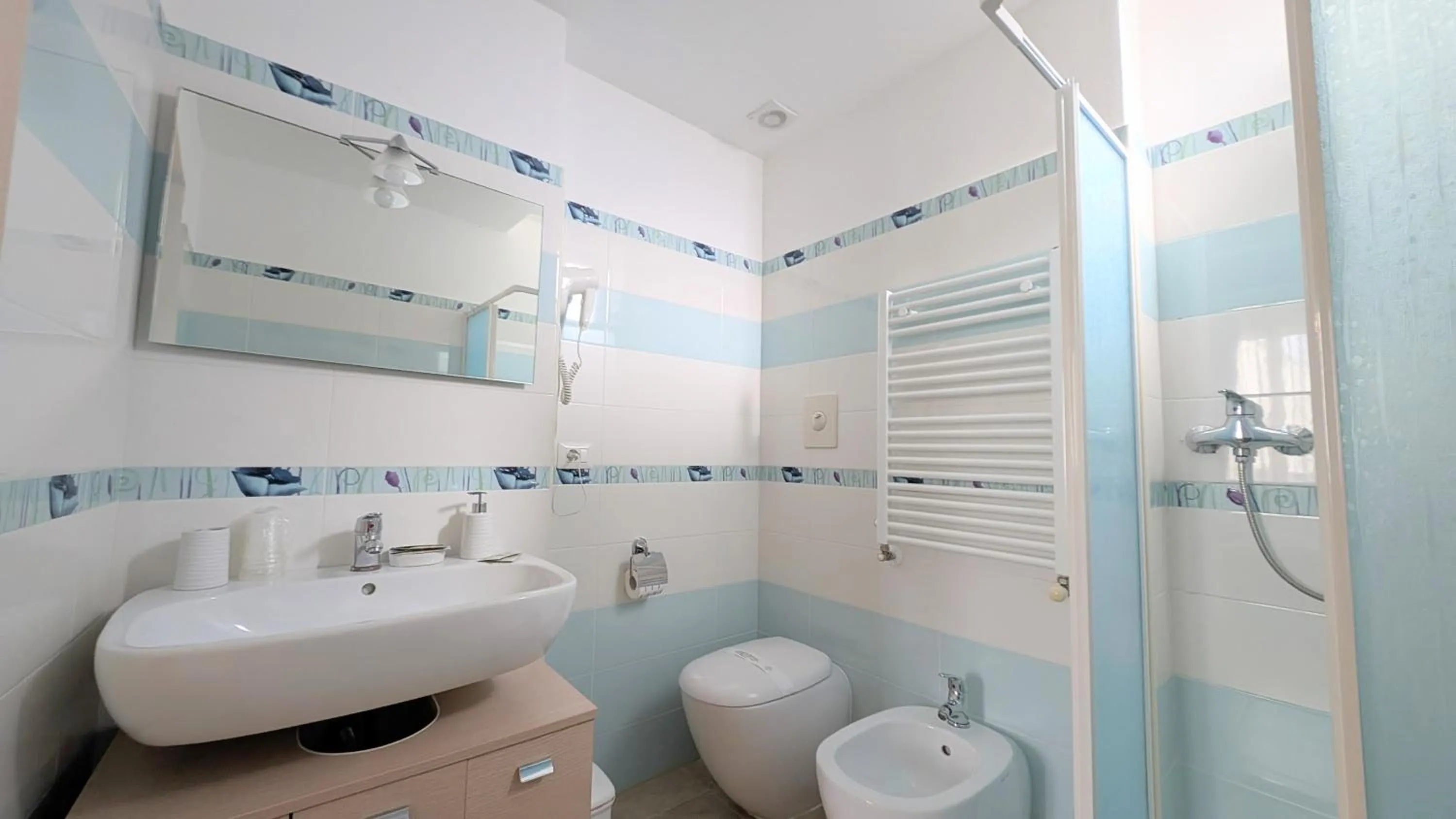 Bathroom in B&B Corte Regina Esther