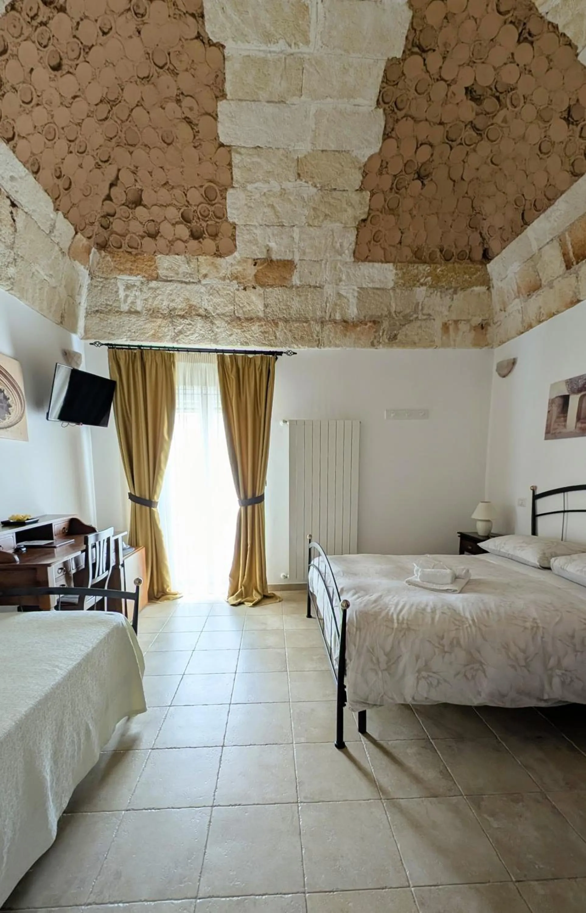 Bedroom, Bed in B&B Corte Regina Esther