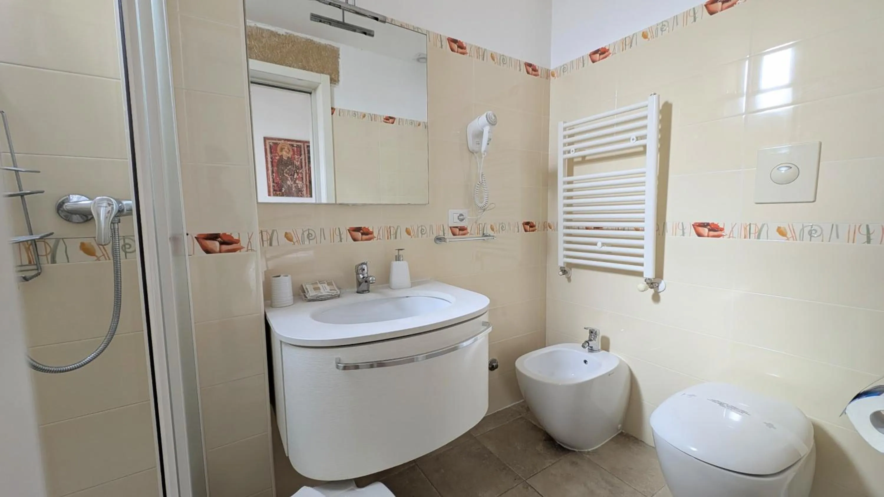 Bathroom in B&B Corte Regina Esther