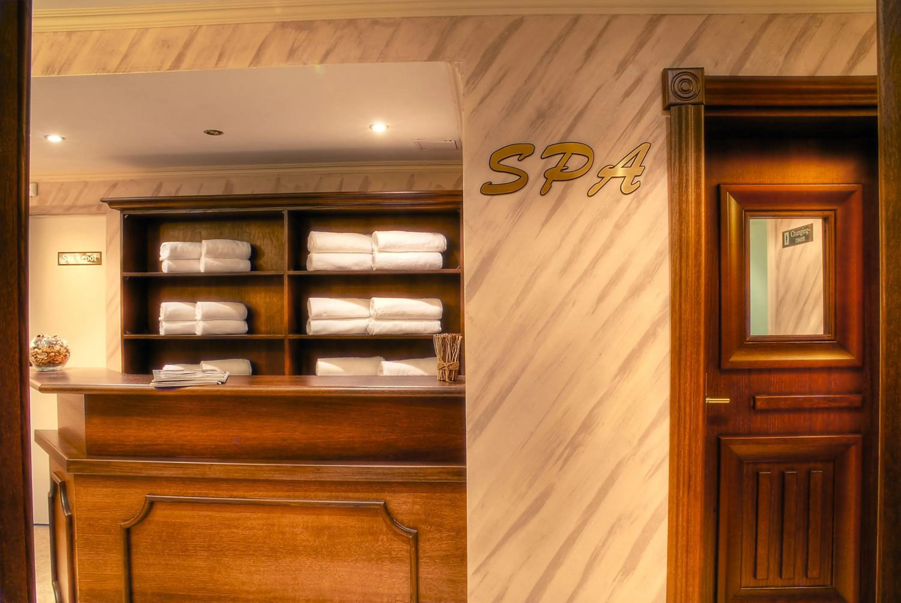 Spa and wellness centre/facilities in Hotel Iva & Elena