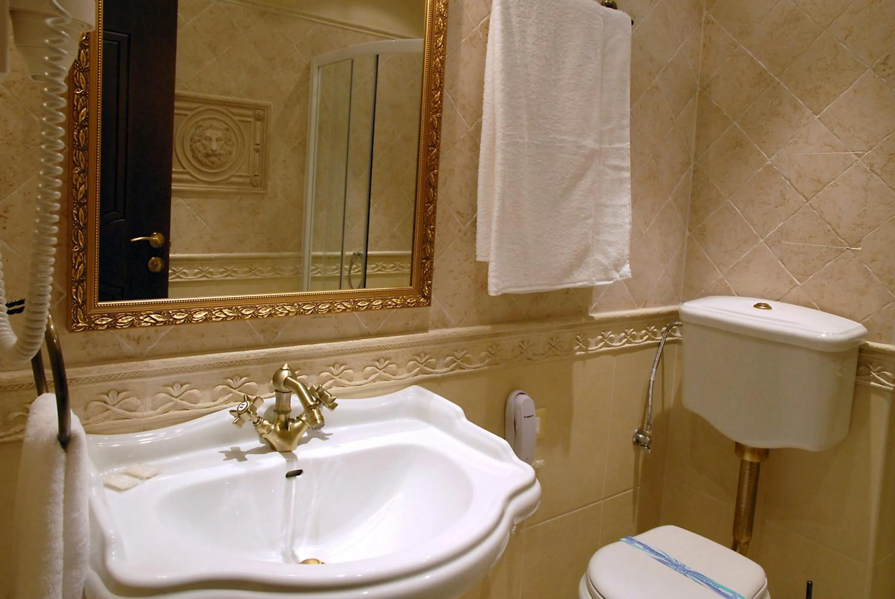 Bathroom in Hotel Iva & Elena